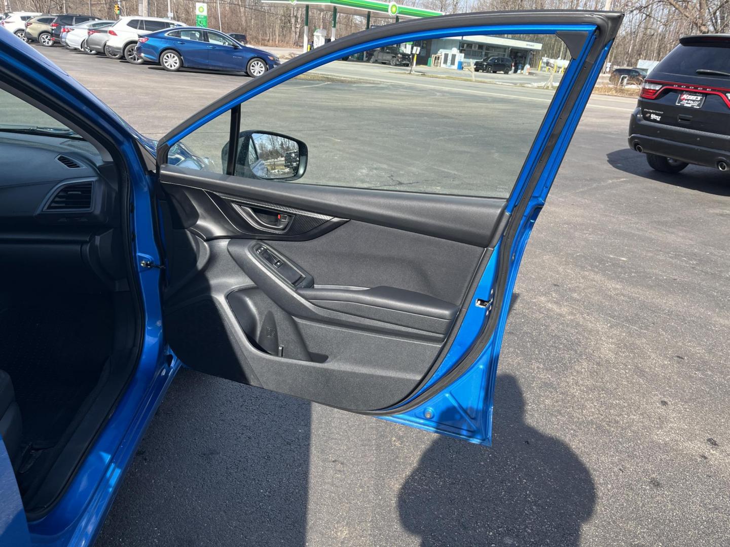 2022 Blue /Black Subaru Impreza 2.0i (4S3GTAB69N3) with an 2.0L H4 DOHC 16V engine, Automatic transmission, located at 11115 Chardon Rd. , Chardon, OH, 44024, (440) 214-9705, 41.580246, -81.241943 - 2022 Subaru Impreza Hatch 2.0i – Reliable AWD Hatchback with Great Efficiency and Loaded Safety Features! This sharp 2022 Subaru Impreza Hatch 2.0i is the perfect all-weather daily driver that combines Subaru toughness with smart efficiency! Powered by a dependable 2.0L H4 engine paired with the - Photo#34