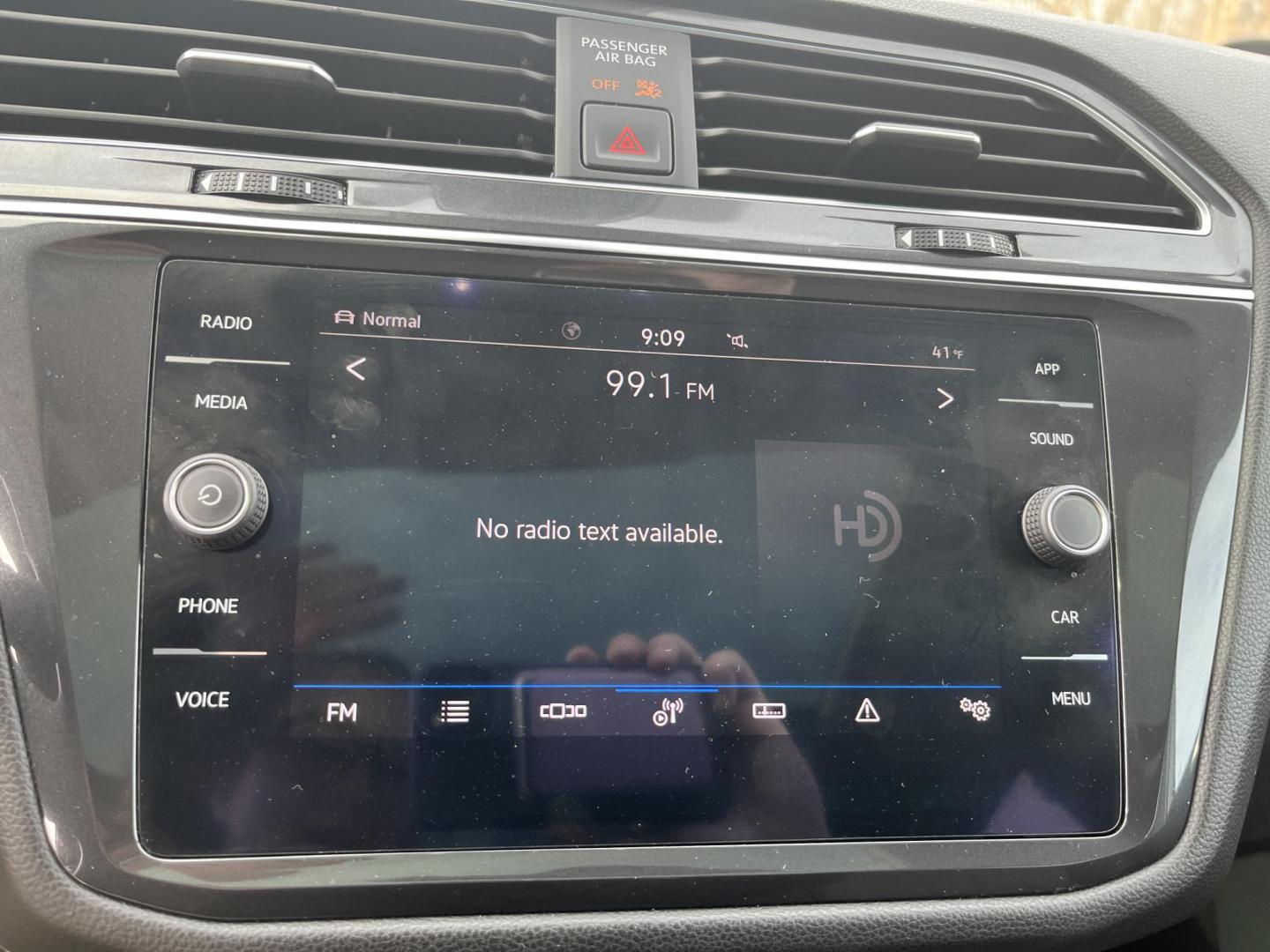 2022 White /Black Volkswagen Tiguan SE 4Motion (3VV2B7AX6NM) with an 2.0L I4 DOHC 16V Turbo engine, Automatic transmission, located at 11115 Chardon Rd. , Chardon, OH, 44024, (440) 214-9705, 41.580246, -81.241943 - 2022 Volkswagen Tiguan SE AWD – Premium Comfort, All-Weather Confidence, and Loaded with Advanced Safety & Tech! This 2022 Volkswagen Tiguan SE AWD is the perfect upscale crossover that’s ready for family adventures, daily commutes, or weekend getaways! Powered by a responsive 2.0L Turbocharged - Photo#31