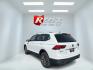 2022 White /Black Volkswagen Tiguan SE 4Motion (3VV2B7AX6NM) with an 2.0L I4 DOHC 16V Turbo engine, Automatic transmission, located at 11115 Chardon Rd. , Chardon, OH, 44024, (440) 214-9705, 41.580246, -81.241943 - Photo#9