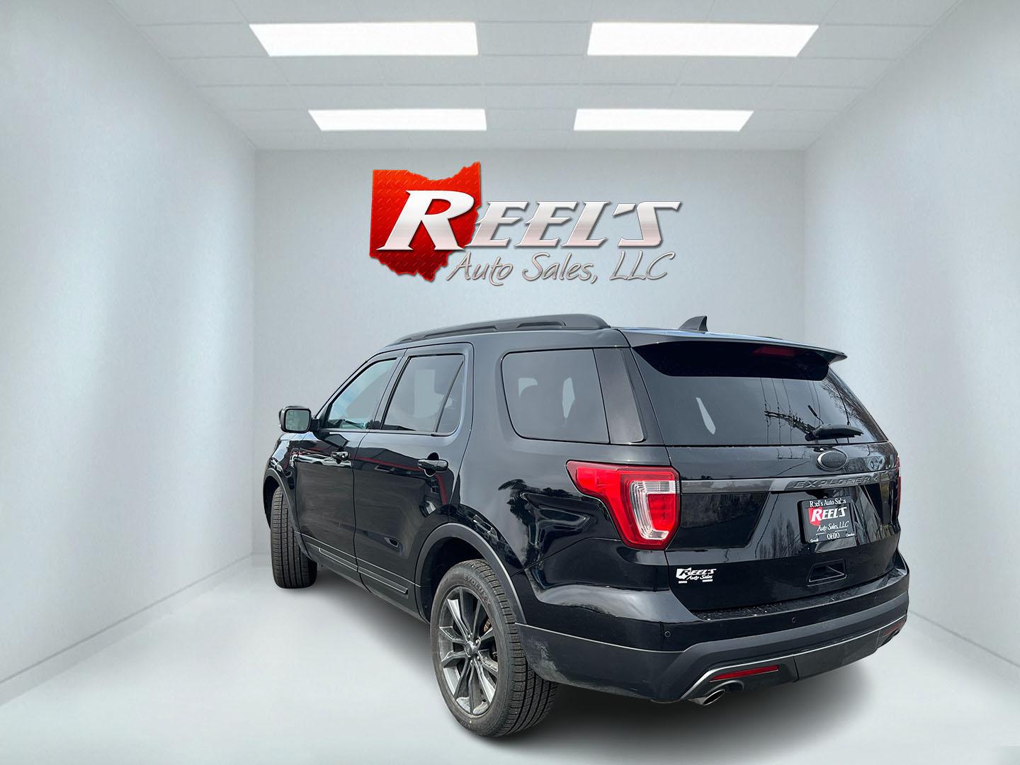 2017 Black /Black Ford Explorer XLT 4WD (1FM5K8D80HG) with an 3.5L V6 DOHC 24V engine, Automatic transmission, located at 11115 Chardon Rd. , Chardon, OH, 44024, (440) 214-9705, 41.580246, -81.241943 - 2017 Ford Explorer XLT 4WD – Loaded Adventure SUV with Towing Muscle, Sporty Looks, and Every Premium Touch! This 2017 Ford Explorer XLT 4WD is the perfect family hauler that’s ready for work, play, and everything in between! Powered by a strong 3.5L V6 engine with flex fuel capability, paired - Photo#9