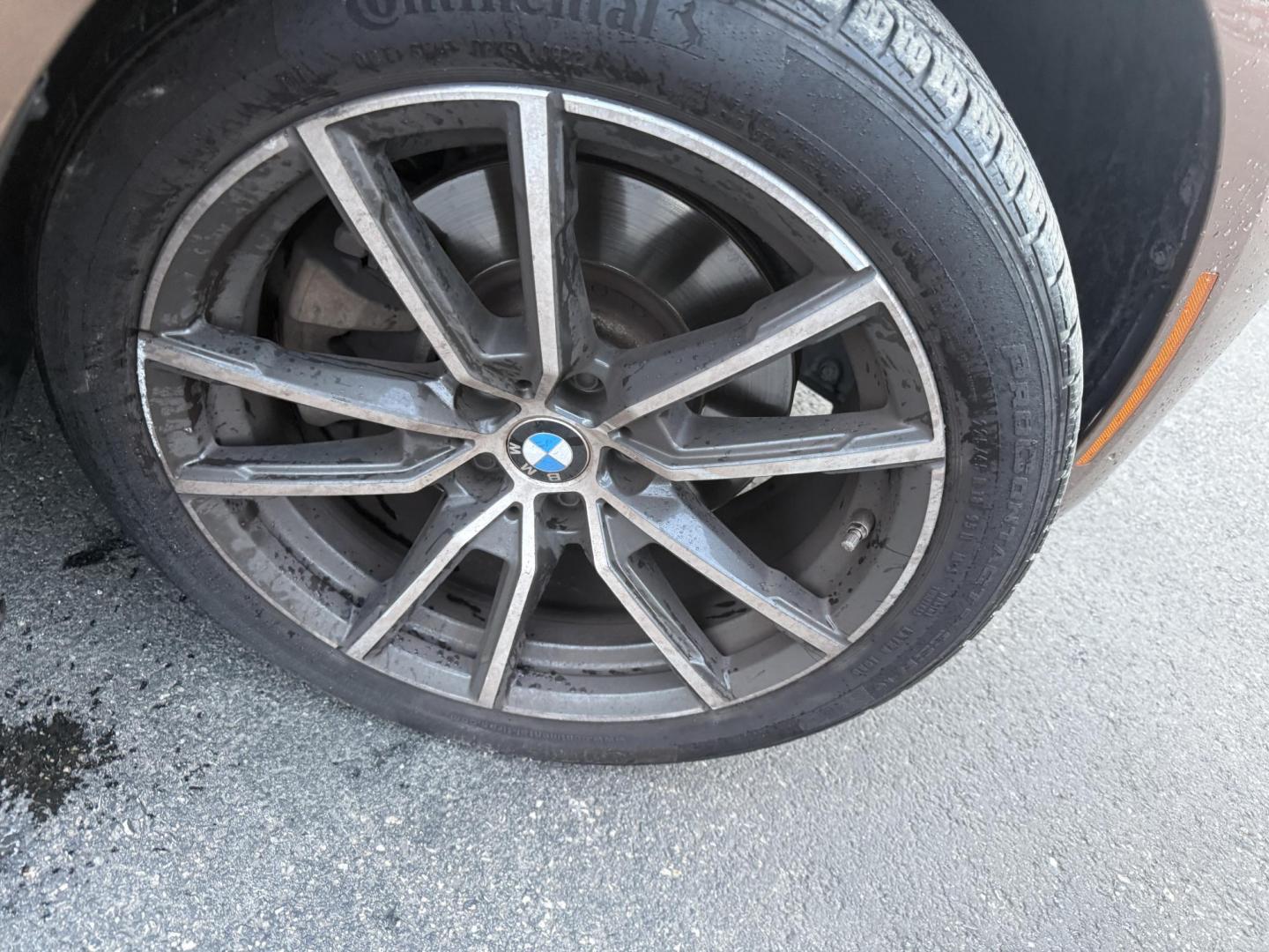 2020 Brown /Black BMW 3 Serires 330I X Drive (WBA5R7C01LF) with an 2.0L I4 16V DOHC Turbo engine, Automatic transmission, located at 11115 Chardon Rd. , Chardon, OH, 44024, (440) 214-9705, 41.580246, -81.241943 - Photo#5