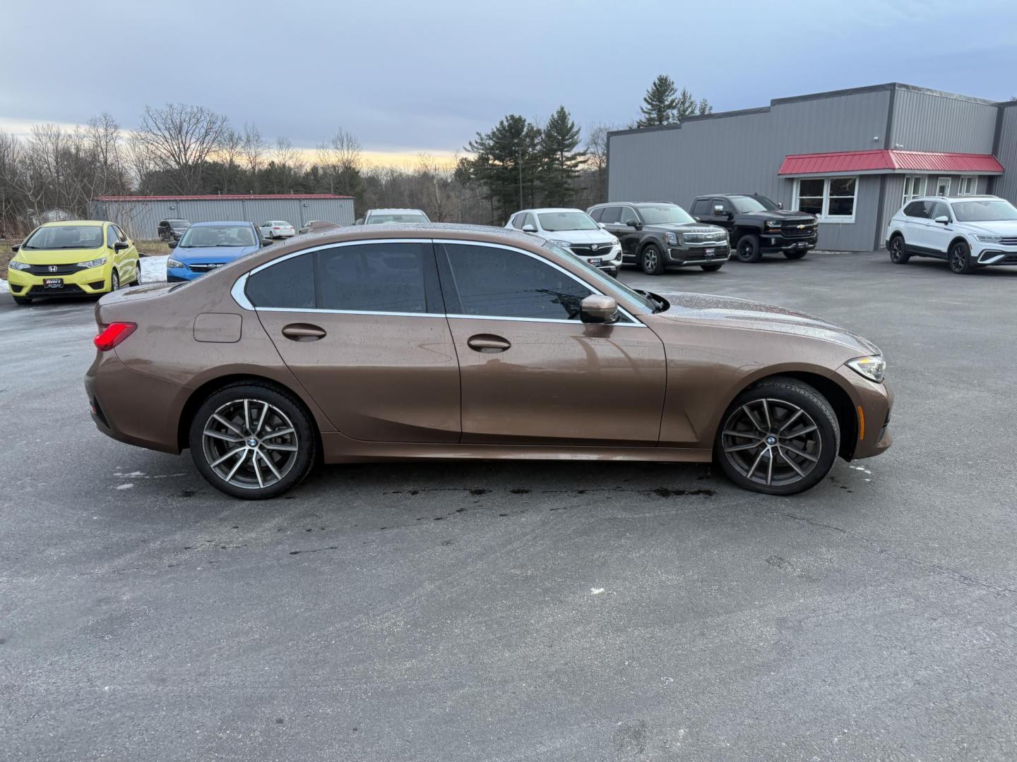 2020 Brown /Black BMW 3 Serires 330I X Drive (WBA5R7C01LF) with an 2.0L I4 16V DOHC Turbo engine, Automatic transmission, located at 11115 Chardon Rd. , Chardon, OH, 44024, (440) 214-9705, 41.580246, -81.241943 - Photo#22
