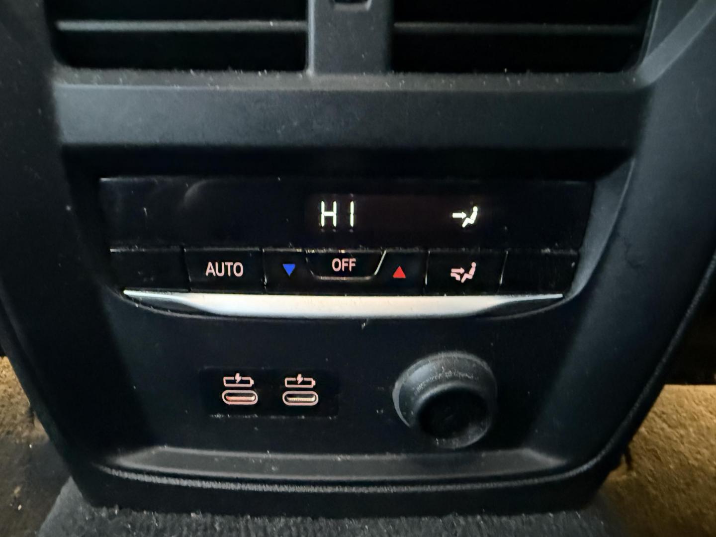 2020 Brown /Black BMW 3 Serires 330I X Drive (WBA5R7C01LF) with an 2.0L I4 16V DOHC Turbo engine, Automatic transmission, located at 11115 Chardon Rd. , Chardon, OH, 44024, (440) 214-9705, 41.580246, -81.241943 - Photo#20