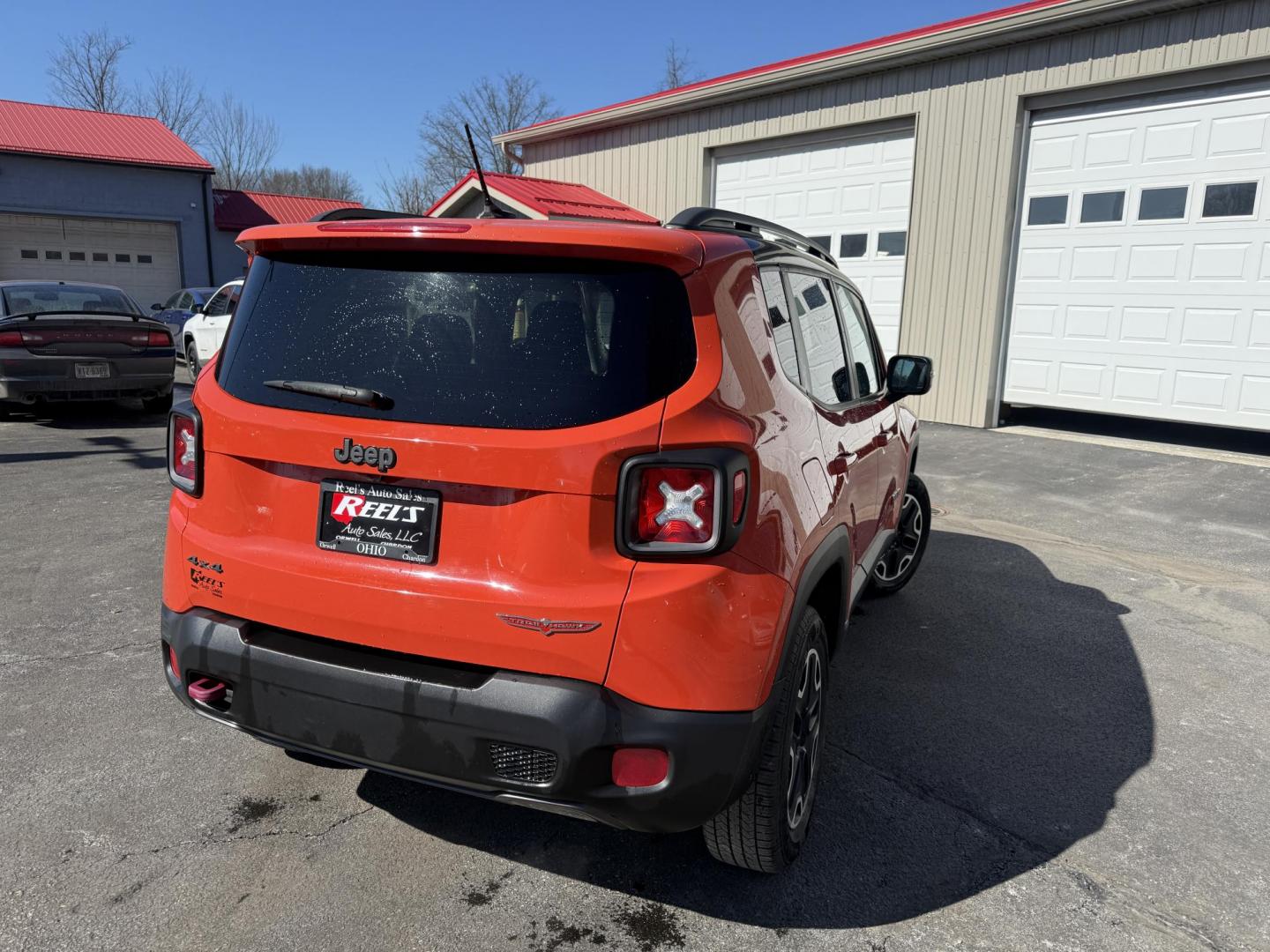 2017 Orange /Black Jeep Renegade Trailhawk (ZACCJBCBXHP) with an 2.4L I4 DOHC 16V engine, Automatic transmission, located at 547 E. Main St., Orwell, OH, 44076, (440) 437-5893, 41.535435, -80.847855 - 2017 Jeep Renegade Trailhawk 4×4 – Trail-Rated Beast with Off-Road Attitude and Everyday Usability! This rugged 2017 Jeep Renegade Trailhawk 4×4 is built for adventure and ready to tackle trails or Ohio backroads with confidence! Powered by a capable 2.4L I4 MultiAir engine paired with a smooth - Photo#27