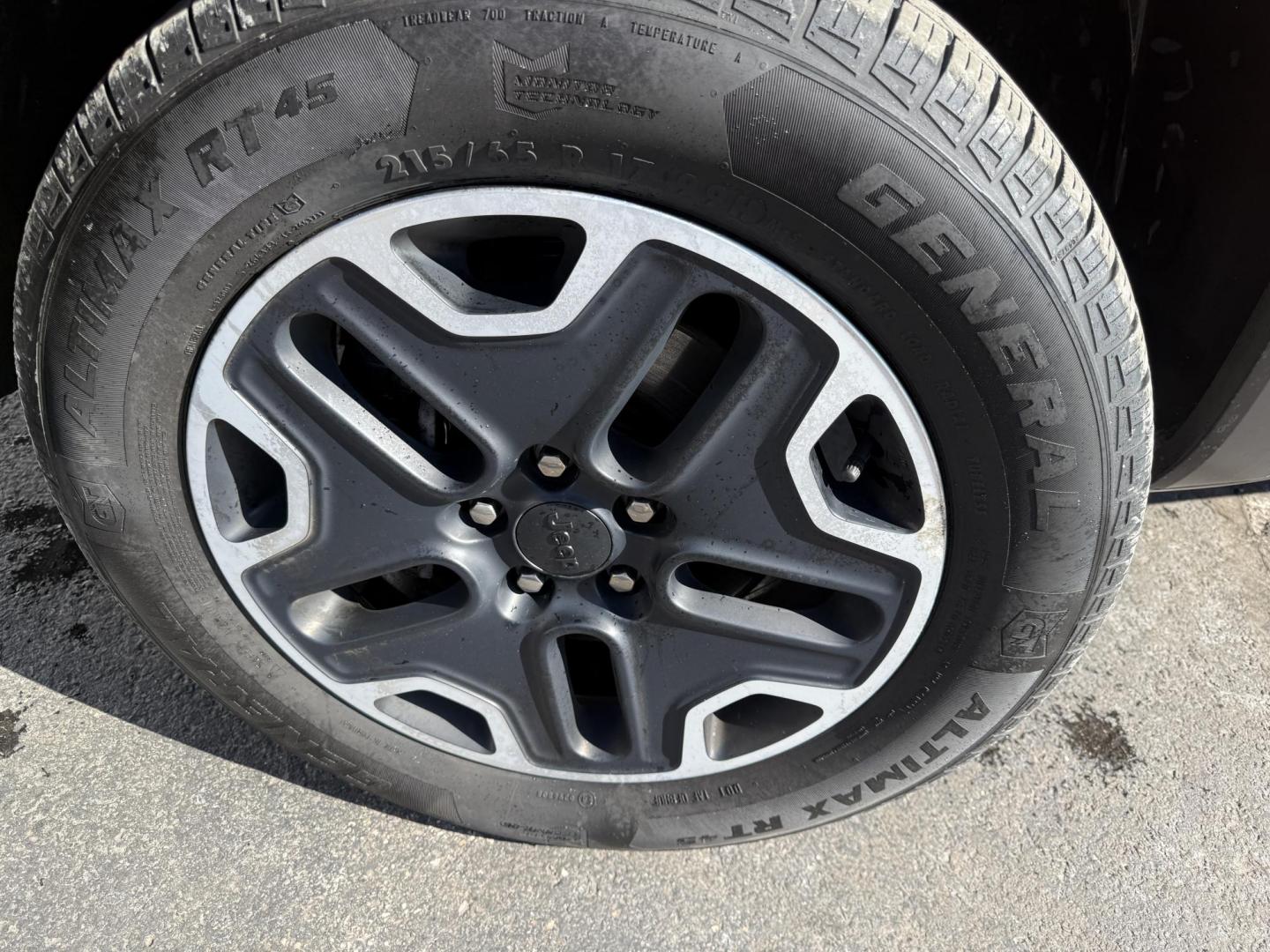 2017 Orange /Black Jeep Renegade Trailhawk (ZACCJBCBXHP) with an 2.4L I4 DOHC 16V engine, Automatic transmission, located at 547 E. Main St., Orwell, OH, 44076, (440) 437-5893, 41.535435, -80.847855 - 2017 Jeep Renegade Trailhawk 4×4 – Trail-Rated Beast with Off-Road Attitude and Everyday Usability! This rugged 2017 Jeep Renegade Trailhawk 4×4 is built for adventure and ready to tackle trails or Ohio backroads with confidence! Powered by a capable 2.4L I4 MultiAir engine paired with a smooth - Photo#34