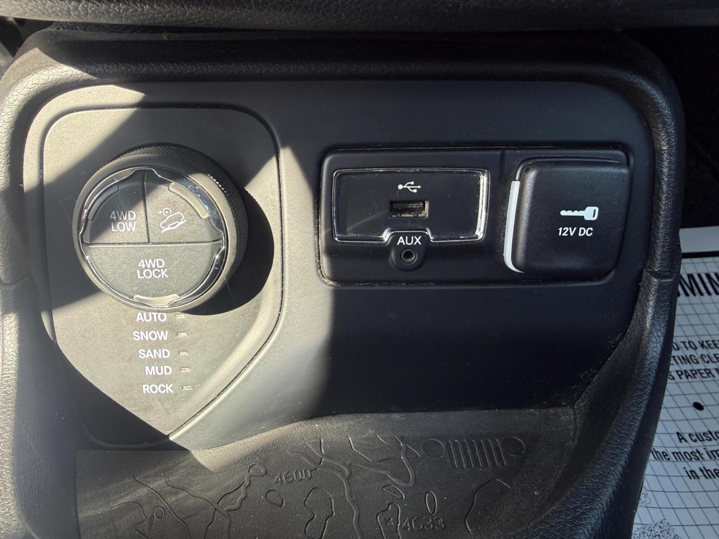 2017 Orange /Black Jeep Renegade Trailhawk (ZACCJBCBXHP) with an 2.4L I4 DOHC 16V engine, Automatic transmission, located at 547 E. Main St., Orwell, OH, 44076, (440) 437-5893, 41.535435, -80.847855 - 2017 Jeep Renegade Trailhawk 4×4 – Trail-Rated Beast with Off-Road Attitude and Everyday Usability! This rugged 2017 Jeep Renegade Trailhawk 4×4 is built for adventure and ready to tackle trails or Ohio backroads with confidence! Powered by a capable 2.4L I4 MultiAir engine paired with a smooth - Photo#17