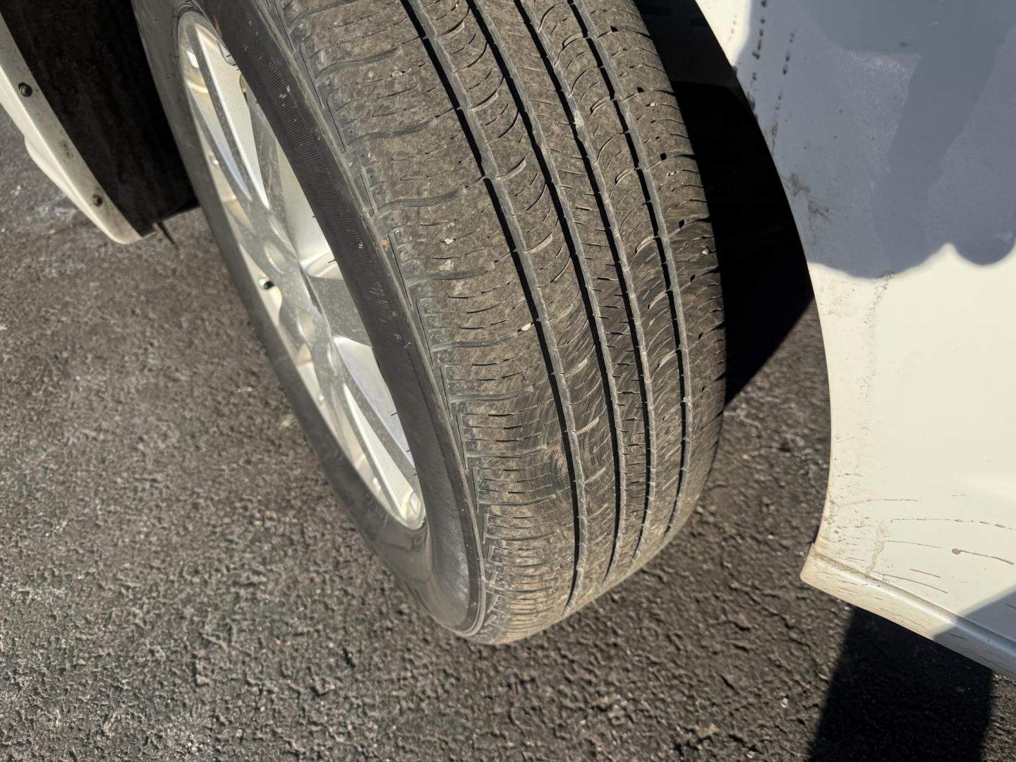 2013 White /Tan Chrysler Town & Country Touring (2C4RC1BG5DR) with an 3.6L V6 DOHC 24V engine, Automatic transmission, located at 547 E. Main St., Orwell, OH, 44076, (440) 437-5893, 41.535435, -80.847855 - 2013 Chrysler Town & Country Touring – Spacious Family Minivan with Stow 'n Go Magic and Loaded Comfort Features! This 2013 Chrysler Town & Country Touring is the ultimate family hauler that makes every trip easy and enjoyable! Powered by a smooth, proven 3.6L V6 Pentastar engine paired with a re - Photo#38