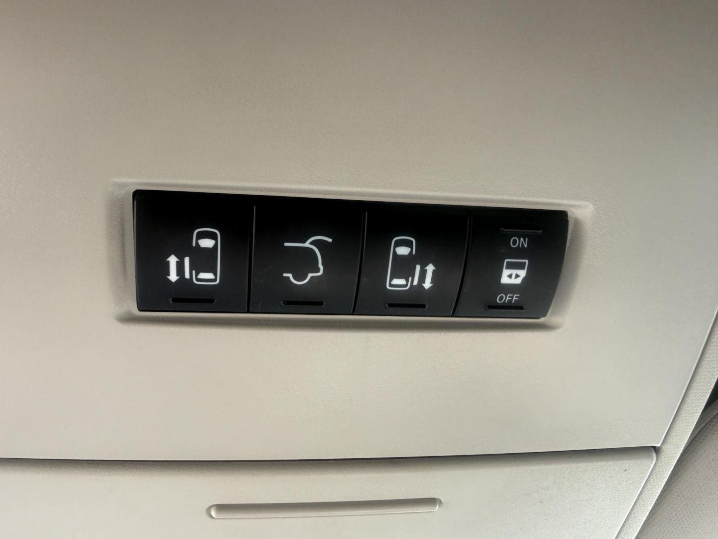 2013 White /Tan Chrysler Town & Country Touring (2C4RC1BG5DR) with an 3.6L V6 DOHC 24V engine, Automatic transmission, located at 547 E. Main St., Orwell, OH, 44076, (440) 437-5893, 41.535435, -80.847855 - 2013 Chrysler Town & Country Touring – Spacious Family Minivan with Stow 'n Go Magic and Loaded Comfort Features! This 2013 Chrysler Town & Country Touring is the ultimate family hauler that makes every trip easy and enjoyable! Powered by a smooth, proven 3.6L V6 Pentastar engine paired with a re - Photo#18