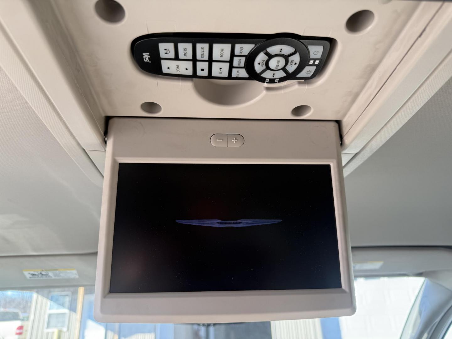 2013 White /Tan Chrysler Town & Country Touring (2C4RC1BG5DR) with an 3.6L V6 DOHC 24V engine, Automatic transmission, located at 547 E. Main St., Orwell, OH, 44076, (440) 437-5893, 41.535435, -80.847855 - 2013 Chrysler Town & Country Touring – Spacious Family Minivan with Stow 'n Go Magic and Loaded Comfort Features! This 2013 Chrysler Town & Country Touring is the ultimate family hauler that makes every trip easy and enjoyable! Powered by a smooth, proven 3.6L V6 Pentastar engine paired with a re - Photo#25