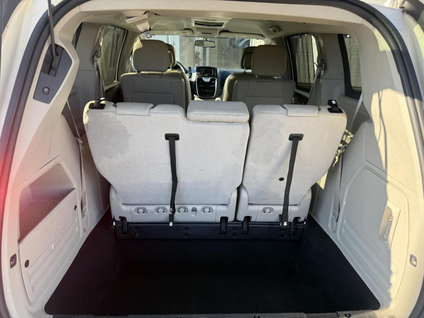 2013 White /Tan Chrysler Town & Country Touring (2C4RC1BG5DR) with an 3.6L V6 DOHC 24V engine, Automatic transmission, located at 547 E. Main St., Orwell, OH, 44076, (440) 437-5893, 41.535435, -80.847855 - 2013 Chrysler Town & Country Touring – Spacious Family Minivan with Stow 'n Go Magic and Loaded Comfort Features! This 2013 Chrysler Town & Country Touring is the ultimate family hauler that makes every trip easy and enjoyable! Powered by a smooth, proven 3.6L V6 Pentastar engine paired with a re - Photo#27