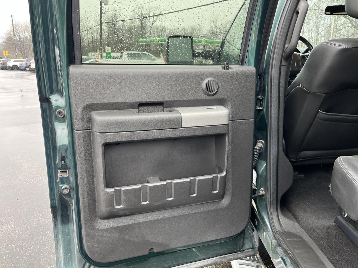 2011 Green /Black Ford F-250 SD Lariat Crew Cab 4WD (1FT7W2BT9BE) with an 6.7L V8 OHV 16V DIESEL engine, Automatic transmission, located at 11115 Chardon Rd. , Chardon, OH, 44024, (440) 214-9705, 41.580246, -81.241943 - 2011 Ford F-250 Lariat Crew Cab 4x4 – Heavy-Duty Legend with Power Stroke Diesel Muscle and Premium Lariat Comfort! This beast of a 2011 Ford F-250 Lariat Crew Cab is built to dominate work sites, towing jobs, and long hauls with legendary reliability! Under the hood roars the iconic 6.7L Power S - Photo#28