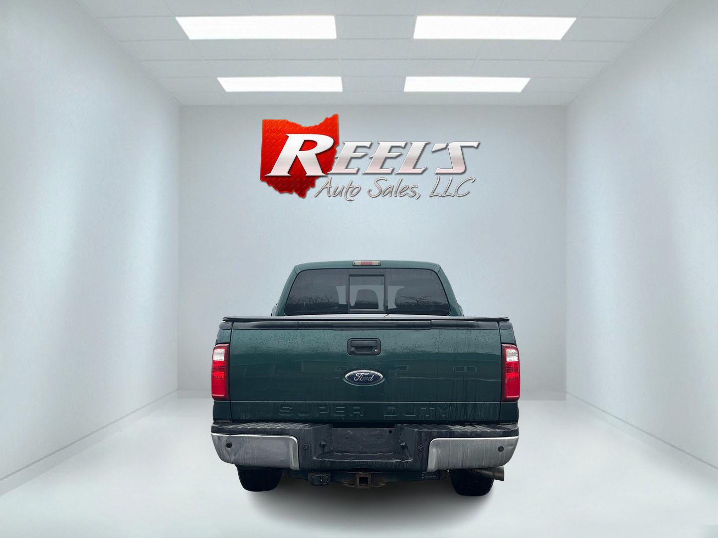 2011 Green /Black Ford F-250 SD Lariat Crew Cab 4WD (1FT7W2BT9BE) with an 6.7L V8 OHV 16V DIESEL engine, Automatic transmission, located at 11115 Chardon Rd. , Chardon, OH, 44024, (440) 214-9705, 41.580246, -81.241943 - 2011 Ford F-250 Lariat Crew Cab 4x4 – Heavy-Duty Legend with Power Stroke Diesel Muscle and Premium Lariat Comfort! This beast of a 2011 Ford F-250 Lariat Crew Cab is built to dominate work sites, towing jobs, and long hauls with legendary reliability! Under the hood roars the iconic 6.7L Power S - Photo#8