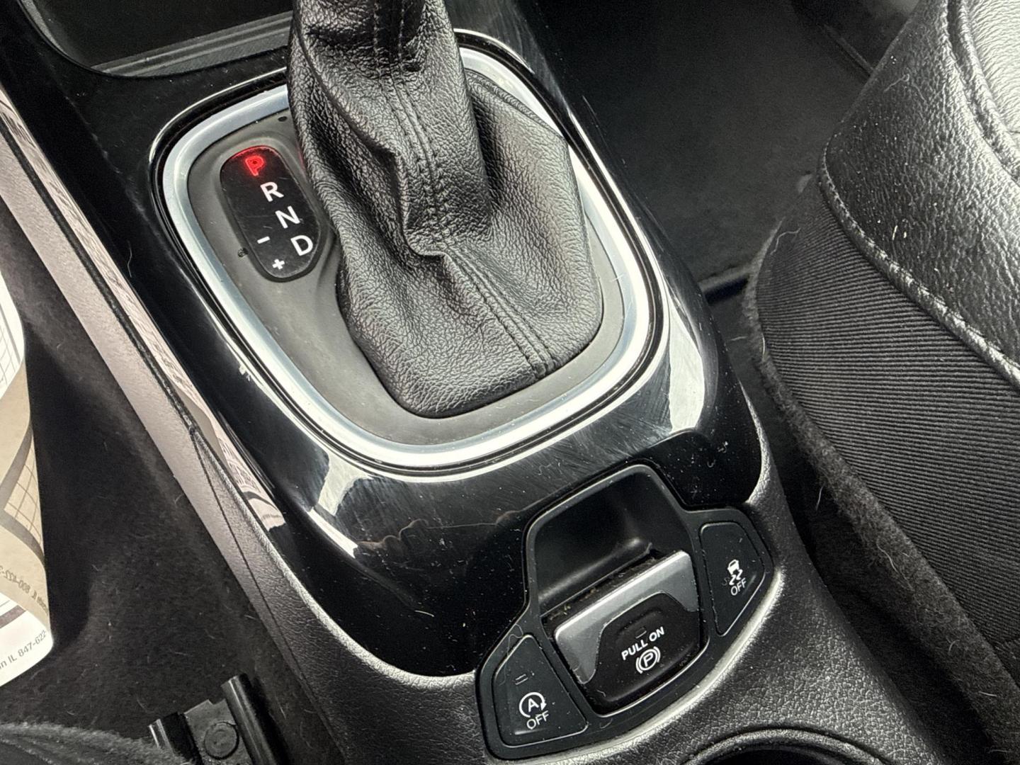 2021 Blue /Black Jeep Compass Latitude FWD (3C4NJCBB4MT) with an 2.4L I4 DOHC 16V engine, Automatic transmission, located at 11115 Chardon Rd. , Chardon, OH, 44024, (440) 214-9705, 41.580246, -81.241943 - 2021 Jeep Compass Altitude FWD – Sharp Style, Efficient Drive, and Loaded with Modern Safety & Tech! This eye-catching 2021 Jeep Compass Altitude FWD is the perfect blend of bold looks, everyday efficiency, and smart features for city streets or highway cruising! Powered by a reliable 2.4L I4 eng - Photo#15