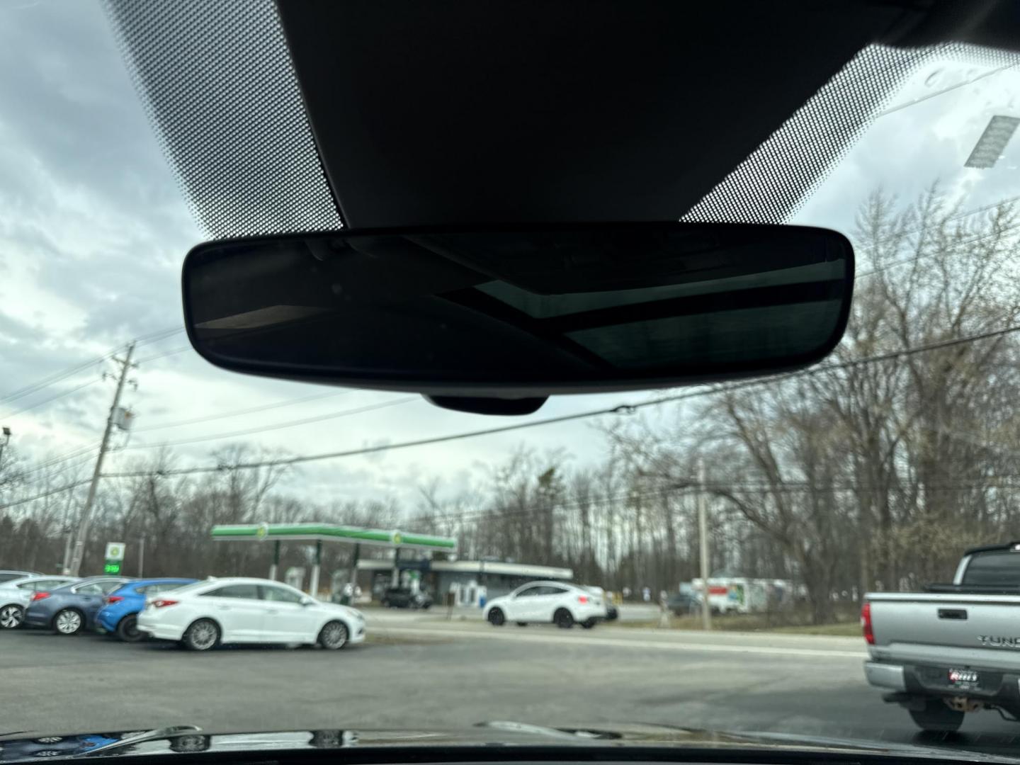 2018 Black /Black Volkswagen Atlas V6 SEL AWD (1V2MR2CA1JC) with an 3.6L V6 DOHC 24V engine, Automatic transmission, located at 11115 Chardon Rd. , Chardon, OH, 44024, (440) 214-9705, 41.580246, -81.241943 - 2018 Volkswagen Atlas SEL AWD – Spacious 3-Row Family SUV Loaded with Premium Features and All-Weather Confidence! This 2018 Volkswagen Atlas SEL AWD is the ultimate family adventure machine that combines massive space, upscale comfort, and smart tech! Powered by the smooth, powerful 3.6L VR6 eng - Photo#38