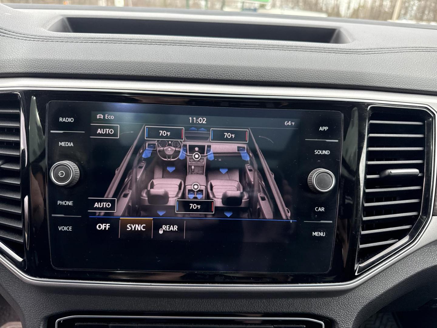 2018 Black /Black Volkswagen Atlas V6 SEL AWD (1V2MR2CA1JC) with an 3.6L V6 DOHC 24V engine, Automatic transmission, located at 11115 Chardon Rd. , Chardon, OH, 44024, (440) 214-9705, 41.580246, -81.241943 - 2018 Volkswagen Atlas SEL AWD – Spacious 3-Row Family SUV Loaded with Premium Features and All-Weather Confidence! This 2018 Volkswagen Atlas SEL AWD is the ultimate family adventure machine that combines massive space, upscale comfort, and smart tech! Powered by the smooth, powerful 3.6L VR6 eng - Photo#16