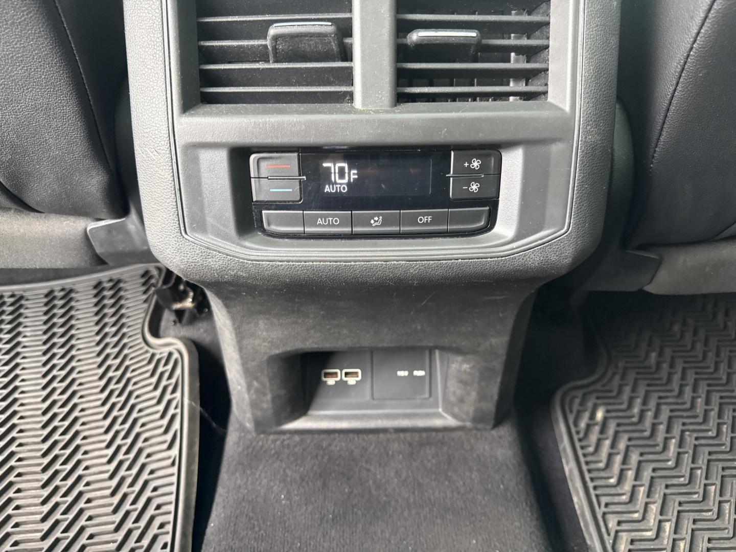 2018 Black /Black Volkswagen Atlas V6 SEL AWD (1V2MR2CA1JC) with an 3.6L V6 DOHC 24V engine, Automatic transmission, located at 11115 Chardon Rd. , Chardon, OH, 44024, (440) 214-9705, 41.580246, -81.241943 - 2018 Volkswagen Atlas SEL AWD – Spacious 3-Row Family SUV Loaded with Premium Features and All-Weather Confidence! This 2018 Volkswagen Atlas SEL AWD is the ultimate family adventure machine that combines massive space, upscale comfort, and smart tech! Powered by the smooth, powerful 3.6L VR6 eng - Photo#24