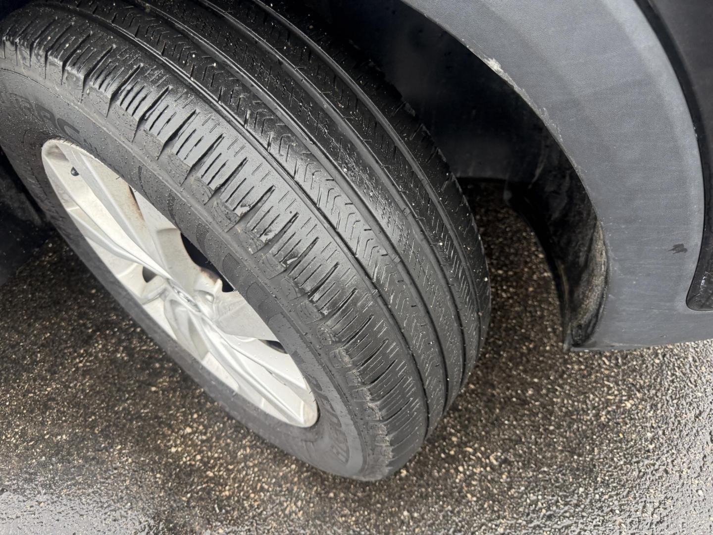 2019 Black /Black Hyundai Tucson Value AWD (KM8J3CA46KU) with an 2.0L I4 DOHC 16V engine, Automatic transmission, located at 11115 Chardon Rd. , Chardon, OH, 44024, (440) 214-9705, 41.580246, -81.241943 - 2019 Hyundai Tucson Value AWD – Reliable All-Weather Crossover with Loaded Safety, Comfort, and Everyday Smarts! This sharp 2019 Hyundai Tucson Value AWD is the perfect family-friendly SUV that balances capability, efficiency, and peace-of-mind features! Powered by a smooth 2.0L I4 GDI engine pai - Photo#3