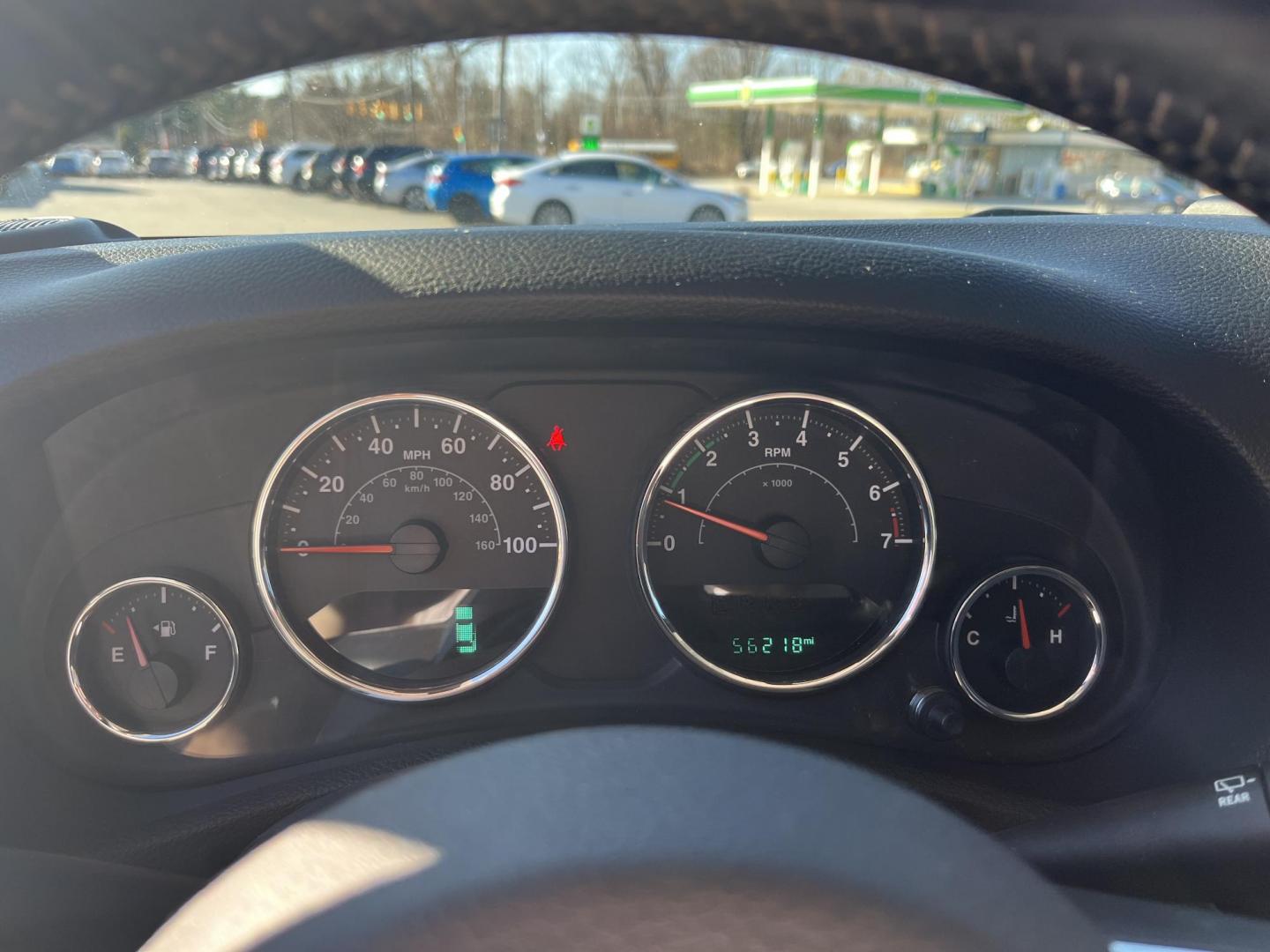 2017 Gray /Black Jeep Wrangler Unlimited Sahara 4WD (1C4BJWEG8HL) with an 3.6L V6 DOHC 24V engine, Automatic transmission, located at 11115 Chardon Rd. , Chardon, OH, 44024, (440) 214-9705, 41.580246, -81.241943 - 2017 Jeep Wrangler Unlimited Chief Edition 4WD – Special-Edition Icon with Premium Touches and True Off-Road DNA! This 2017 Jeep Wrangler Unlimited Chief Edition 4WD is a standout collector's gem that blends classic Jeep toughness with exclusive style upgrades! Powered by the reliable 3.6L Pentas - Photo#20