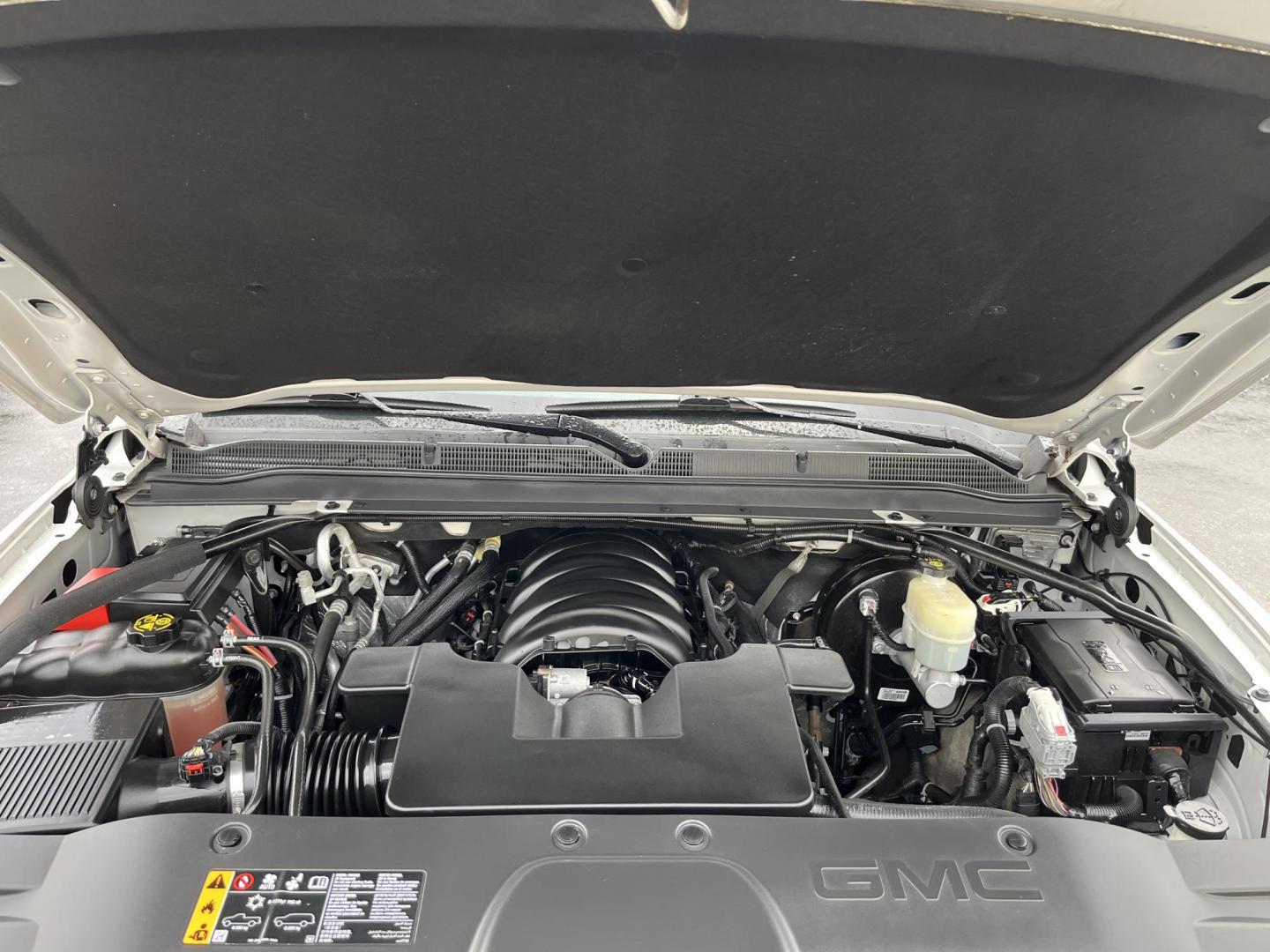 2019 White /Gray GMC Yukon XL Denali 4WD (1GKS2HKJ6KR) with an 6.2L V8 OHV 16V engine, Automatic transmission, located at 11115 Chardon Rd. , Chardon, OH, 44024, (440) 214-9705, 41.580246, -81.241943 - 2019 GMC Yukon XL Denali 4WD – Ultimate Full-Size Luxury Beast with Massive Power and Every Premium Feature Loaded! This 2019 GMC Yukon XL Denali 4WD is the king of family haulers and towing machines – massive space, insane capability, and top-shelf luxury from front to back! Under the hood roa - Photo#15