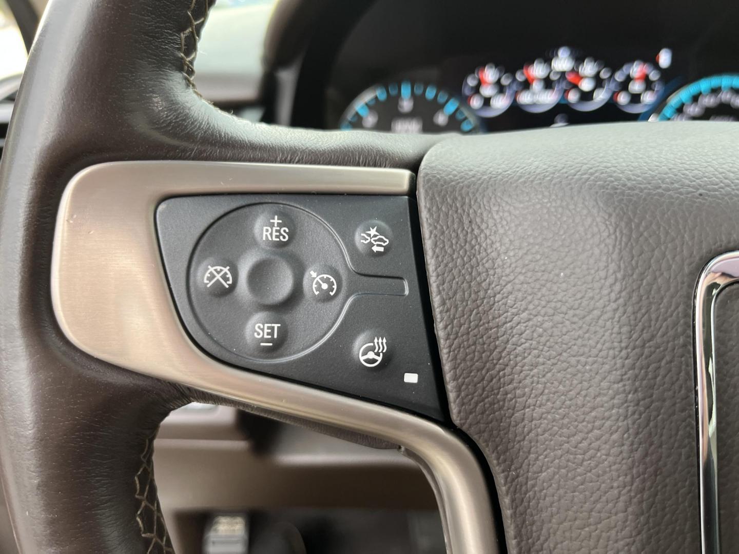 2019 White /Gray GMC Yukon XL Denali 4WD (1GKS2HKJ6KR) with an 6.2L V8 OHV 16V engine, Automatic transmission, located at 11115 Chardon Rd. , Chardon, OH, 44024, (440) 214-9705, 41.580246, -81.241943 - 2019 GMC Yukon XL Denali 4WD – Ultimate Full-Size Luxury Beast with Massive Power and Every Premium Feature Loaded! This 2019 GMC Yukon XL Denali 4WD is the king of family haulers and towing machines – massive space, insane capability, and top-shelf luxury from front to back! Under the hood roa - Photo#28