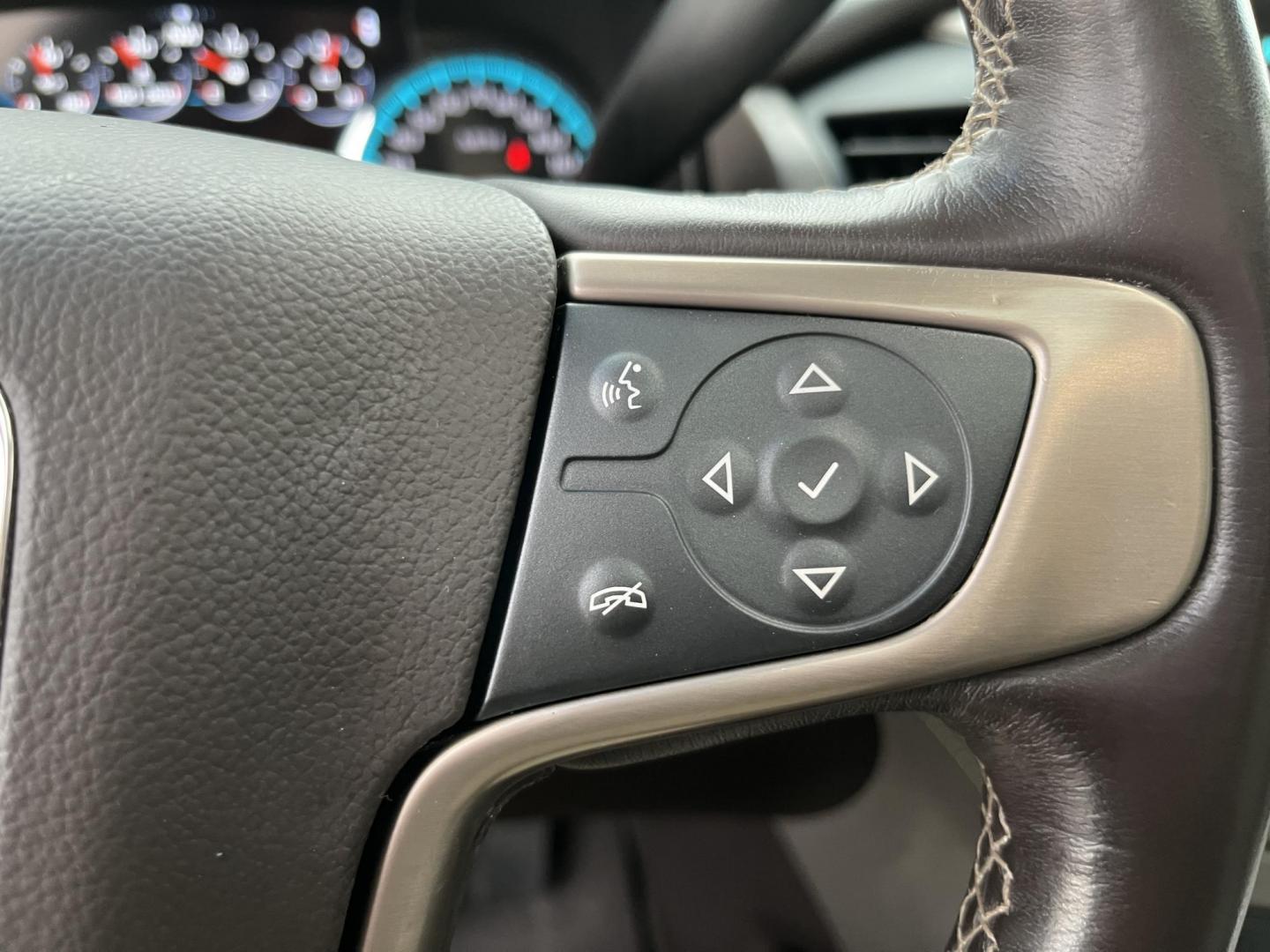 2019 White /Gray GMC Yukon XL Denali 4WD (1GKS2HKJ6KR) with an 6.2L V8 OHV 16V engine, Automatic transmission, located at 11115 Chardon Rd. , Chardon, OH, 44024, (440) 214-9705, 41.580246, -81.241943 - 2019 GMC Yukon XL Denali 4WD – Ultimate Full-Size Luxury Beast with Massive Power and Every Premium Feature Loaded! This 2019 GMC Yukon XL Denali 4WD is the king of family haulers and towing machines – massive space, insane capability, and top-shelf luxury from front to back! Under the hood roa - Photo#29