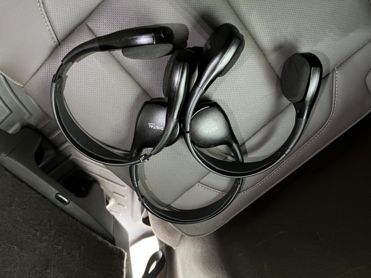 2019 White /Gray GMC Yukon XL Denali 4WD (1GKS2HKJ6KR) with an 6.2L V8 OHV 16V engine, Automatic transmission, located at 11115 Chardon Rd. , Chardon, OH, 44024, (440) 214-9705, 41.580246, -81.241943 - 2019 GMC Yukon XL Denali 4WD – Ultimate Full-Size Luxury Beast with Massive Power and Every Premium Feature Loaded! This 2019 GMC Yukon XL Denali 4WD is the king of family haulers and towing machines – massive space, insane capability, and top-shelf luxury from front to back! Under the hood roa - Photo#46