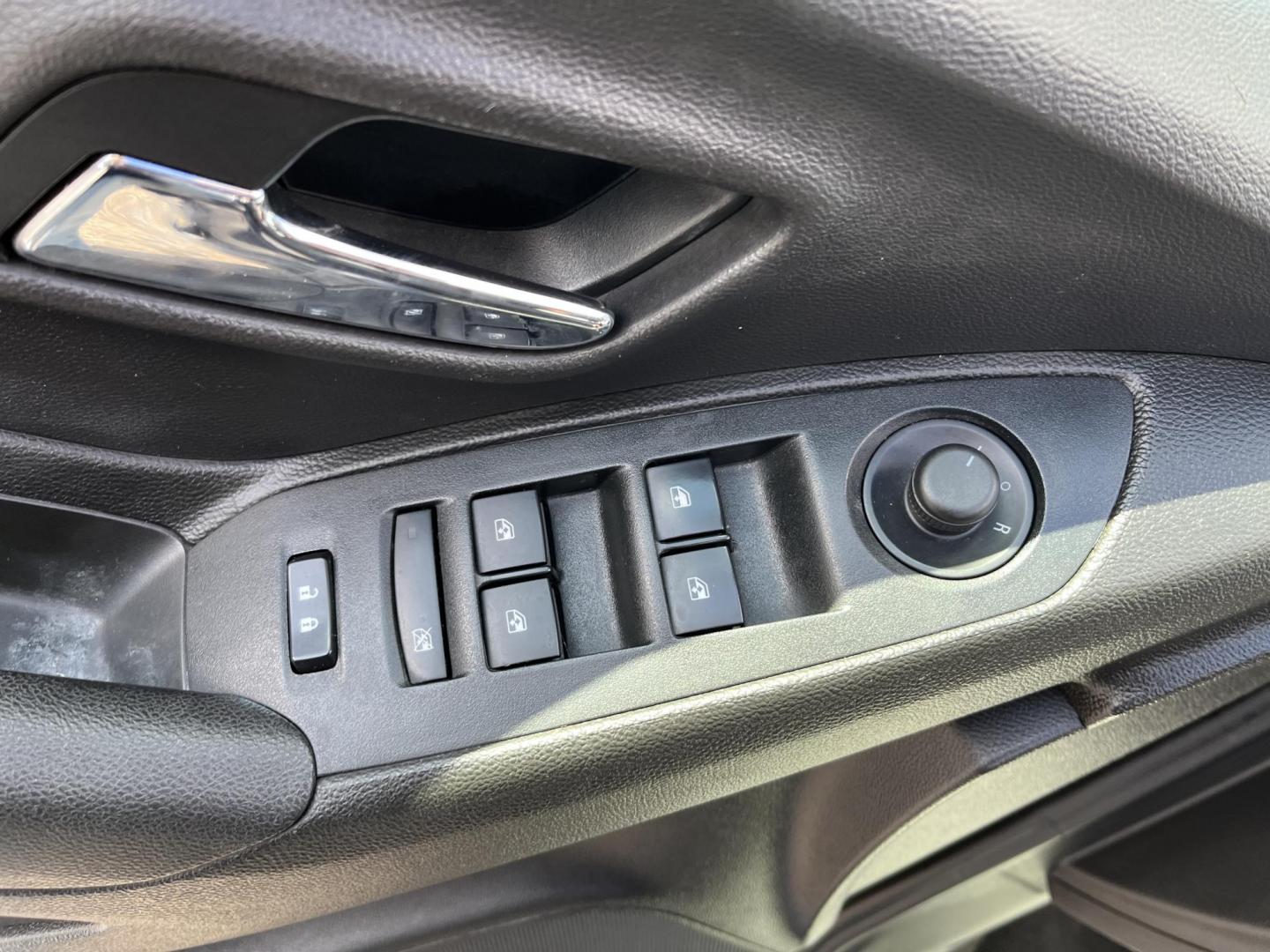 2018 Blue /Black Chevrolet Trax LT AWD (3GNCJPSB3JL) with an 1.4L I4 DOHC 16V TURBO engine, Automatic transmission, located at 547 E. Main St., Orwell, OH, 44076, (440) 437-5893, 41.535435, -80.847855 - 2018 Chevrolet Trax LT AWD – Compact Turbo Crossover with All-Weather Grip, Smart Features, and Great Efficiency! This sharp 2018 Chevrolet Trax LT AWD is the perfect everyday SUV that’s easy to park, fun to drive, and ready for Ohio’s changing weather! Powered by a peppy 1.4L I4 EcoTec turbo - Photo#16