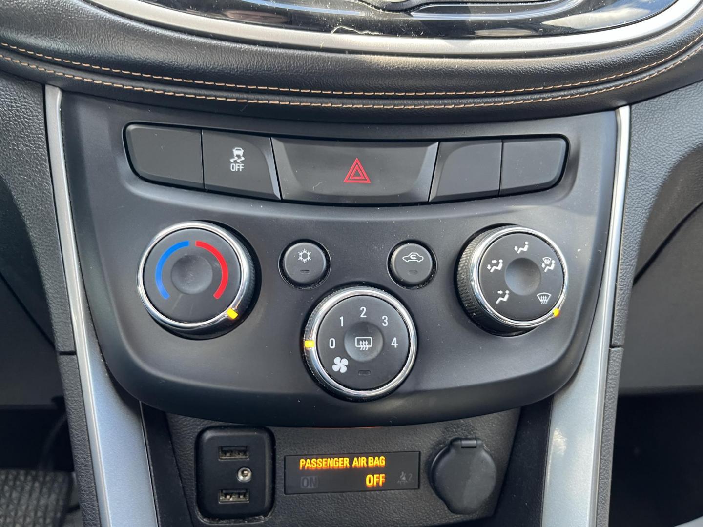 2018 Blue /Black Chevrolet Trax LT AWD (3GNCJPSB3JL) with an 1.4L I4 DOHC 16V TURBO engine, Automatic transmission, located at 547 E. Main St., Orwell, OH, 44076, (440) 437-5893, 41.535435, -80.847855 - 2018 Chevrolet Trax LT AWD – Compact Turbo Crossover with All-Weather Grip, Smart Features, and Great Efficiency! This sharp 2018 Chevrolet Trax LT AWD is the perfect everyday SUV that’s easy to park, fun to drive, and ready for Ohio’s changing weather! Powered by a peppy 1.4L I4 EcoTec turbo - Photo#22