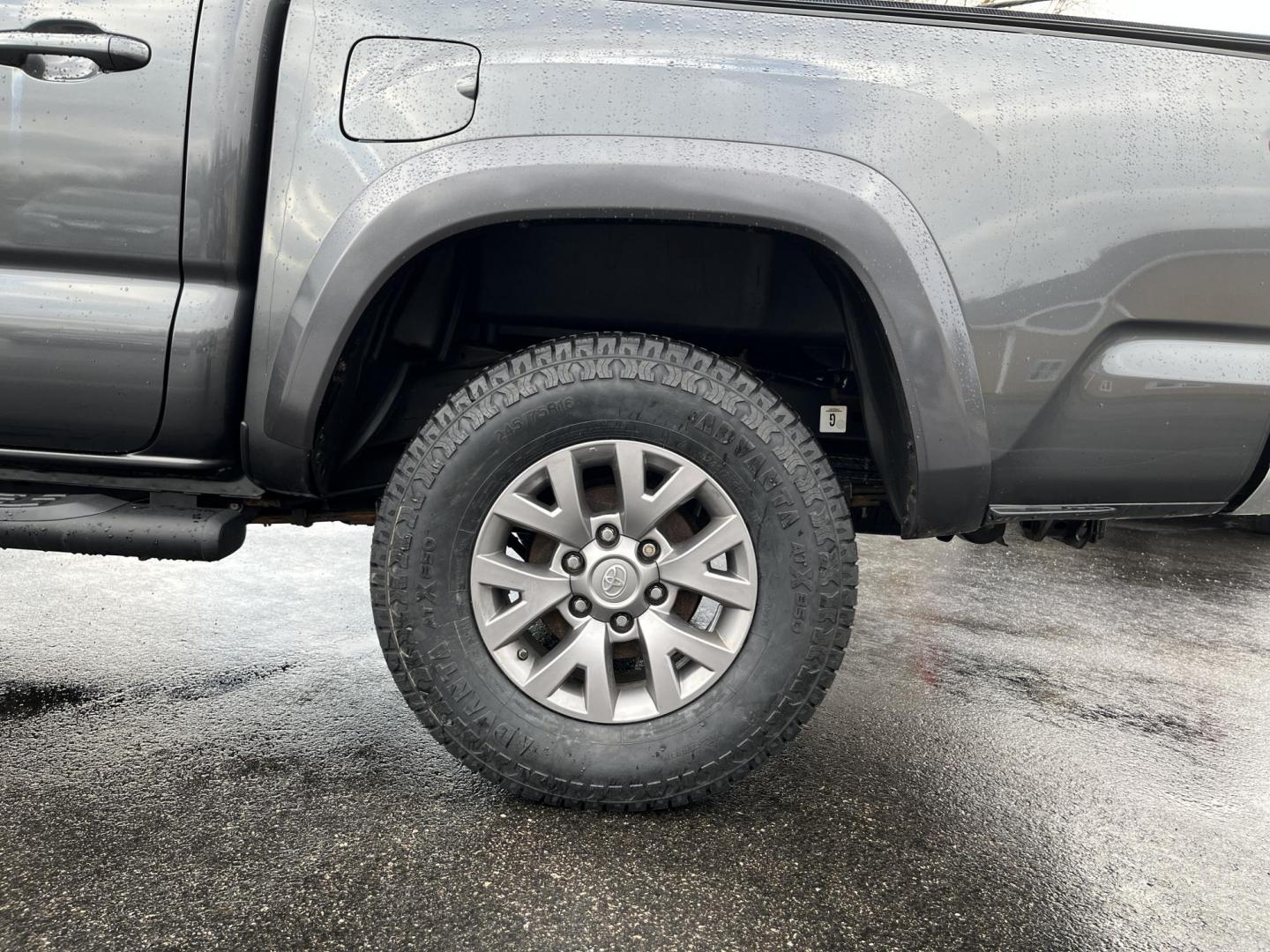 2019 Gray /Black Toyota Tacoma SR5 Double Cab Short Bed V6 6AT 4WD (3TMCZ5AN0KM) with an 3.6L V6 DOHC 24V engine, Automatic transmission, located at 11115 Chardon Rd. , Chardon, OH, 44024, (440) 214-9705, 41.580246, -81.241943 - This 2019 Toyota Tacoma SR5 Double Cab 4WD is a rugged, reliable legend in the making – tough, capable, and looking sharp in Magnetic Gray Metallic with four brand new all-terrain tires ready to hit the trails or the highway! Powered by the potent 3.5L D-4S V6 engine delivering serious torque and - Photo#10