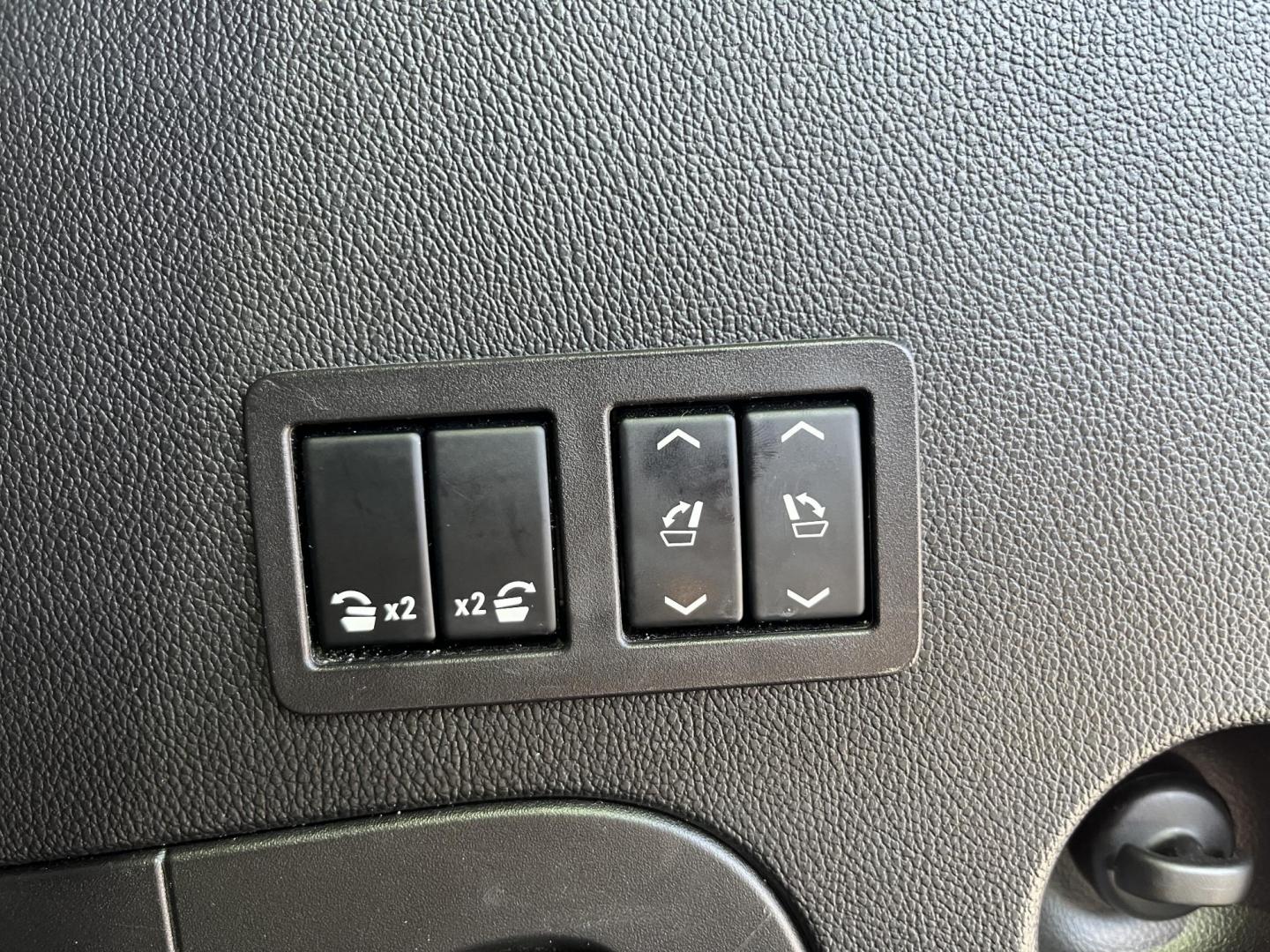 2018 Black /Black Chevrolet Tahoe Premier 4WD (1GNSKCKJ8JR) with an 6.2L V8 OHV 16V engine, Automatic transmission, located at 11115 Chardon Rd. , Chardon, OH, 44024, (440) 214-9705, 41.580246, -81.241943 - 2018 Chevrolet Tahoe Premier 4WD RST Performance Edition – Massive Power, Ultimate Luxury, and Ready to Dominate Every Road! This beast of a 2018 Chevrolet Tahoe Premier 4WD RST Performance Edition is loaded to the max and built for those who demand the best! The ferocious 6.2L EcoTec3 V8 unleash - Photo#17