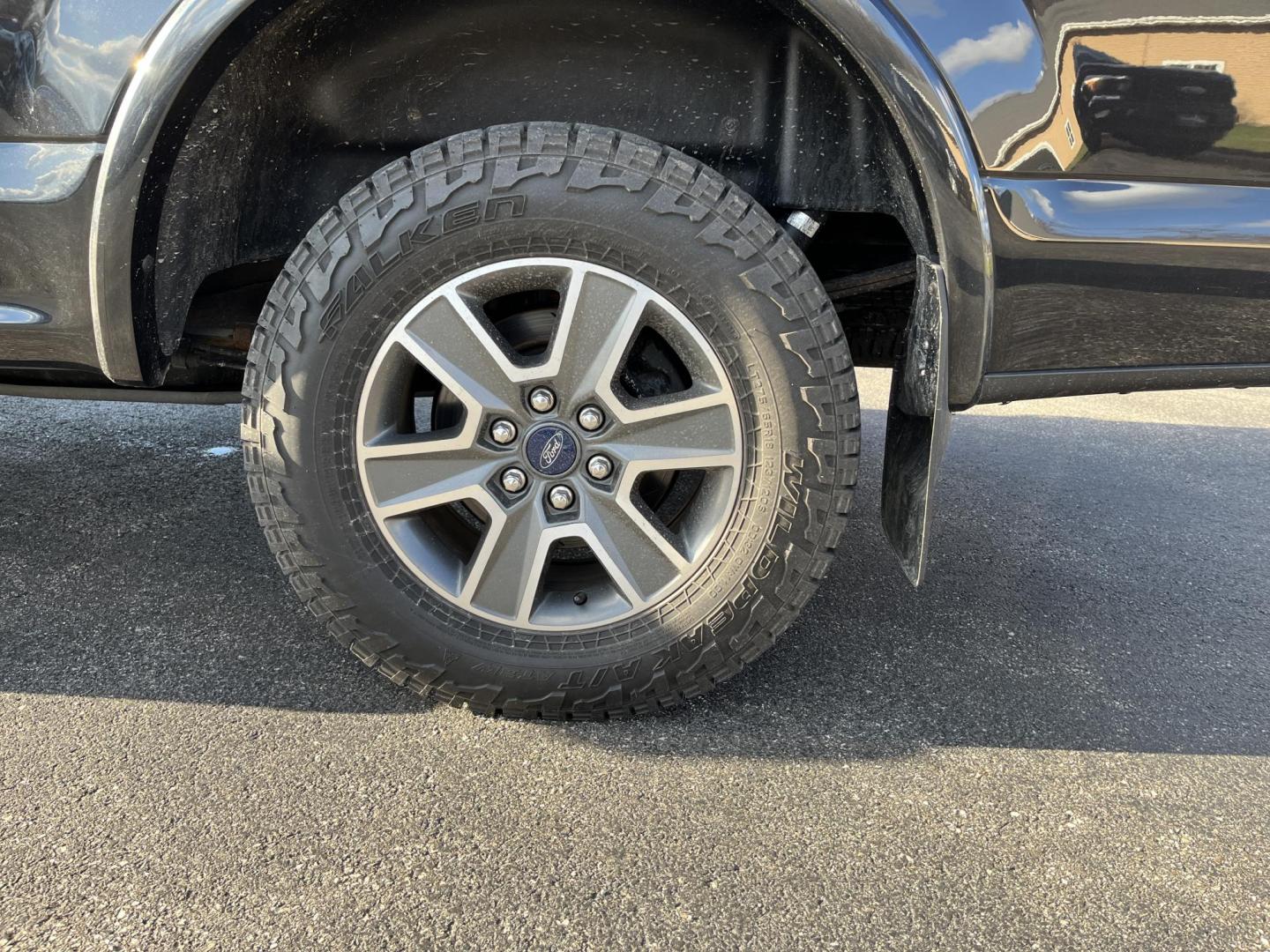 2015 Black /Black Ford F-150 Lariat SuperCrew 6.5-ft. Bed 4WD (1FTFW1EF2FK) with an 5.0L V8 engine, Automatic transmission, located at 547 E. Main St., Orwell, OH, 44076, (440) 437-5893, 41.535435, -80.847855 - 2015 Ford F-150 Lariat Crew Cab 6.5' Bed 4WD – Premium Luxury Truck with Coyote Power, Serious Towing, and Loaded Off-Road Upgrades! This 2015 Ford F-150 Lariat Crew Cab 4WD is the ultimate blend of work-ready muscle, family comfort, and premium features! Powered by the legendary 5.0L Coyote V8 e - Photo#10