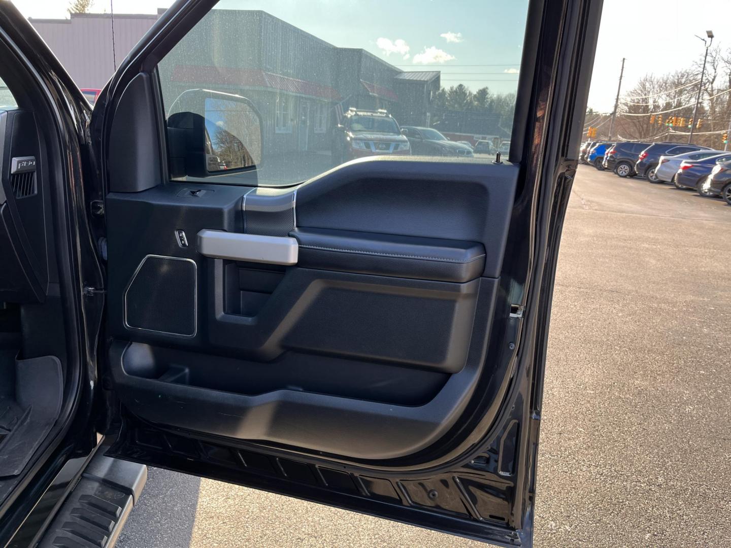 2015 Black /Black Ford F-150 Lariat SuperCrew 6.5-ft. Bed 4WD (1FTFW1EF2FK) with an 5.0L V8 engine, Automatic transmission, located at 547 E. Main St., Orwell, OH, 44076, (440) 437-5893, 41.535435, -80.847855 - 2015 Ford F-150 Lariat Crew Cab 6.5' Bed 4WD – Premium Luxury Truck with Coyote Power, Serious Towing, and Loaded Off-Road Upgrades! This 2015 Ford F-150 Lariat Crew Cab 4WD is the ultimate blend of work-ready muscle, family comfort, and premium features! Powered by the legendary 5.0L Coyote V8 e - Photo#39