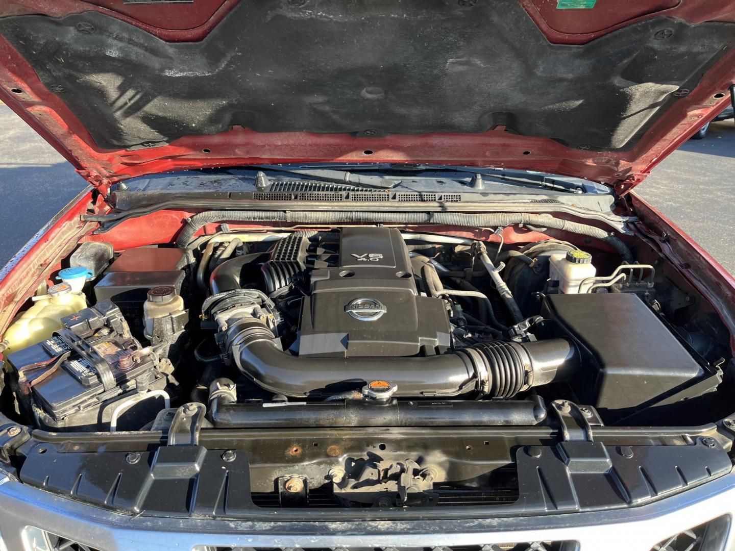 2018 Red /Gray Nissan Frontier Pro-4X Crew Cab 5AT 4WD (1N6AD0EV2JN) with an 4.0L V6 DOHC 24V engine, Automatic transmission, located at 11115 Chardon Rd. , Chardon, OH, 44024, (440) 214-9705, 41.580246, -81.241943 - 2018 Nissan Frontier Pro-4X Crew Cab 4WD – Off-Road Ready Beast with Premium Upgrades and Serious Towing Muscle! This tough 2018 Nissan Frontier Pro-4X Crew Cab 4WD is built for adventure and work alike – the real deal off-roader that still delivers everyday comfort! Powered by the proven 4.0L - Photo#13