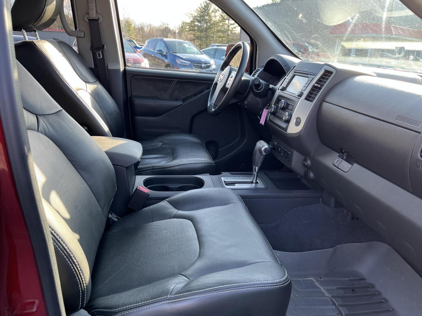 2018 Red /Gray Nissan Frontier Pro-4X Crew Cab 5AT 4WD (1N6AD0EV2JN) with an 4.0L V6 DOHC 24V engine, Automatic transmission, located at 11115 Chardon Rd. , Chardon, OH, 44024, (440) 214-9705, 41.580246, -81.241943 - 2018 Nissan Frontier Pro-4X Crew Cab 4WD – Off-Road Ready Beast with Premium Upgrades and Serious Towing Muscle! This tough 2018 Nissan Frontier Pro-4X Crew Cab 4WD is built for adventure and work alike – the real deal off-roader that still delivers everyday comfort! Powered by the proven 4.0L - Photo#32