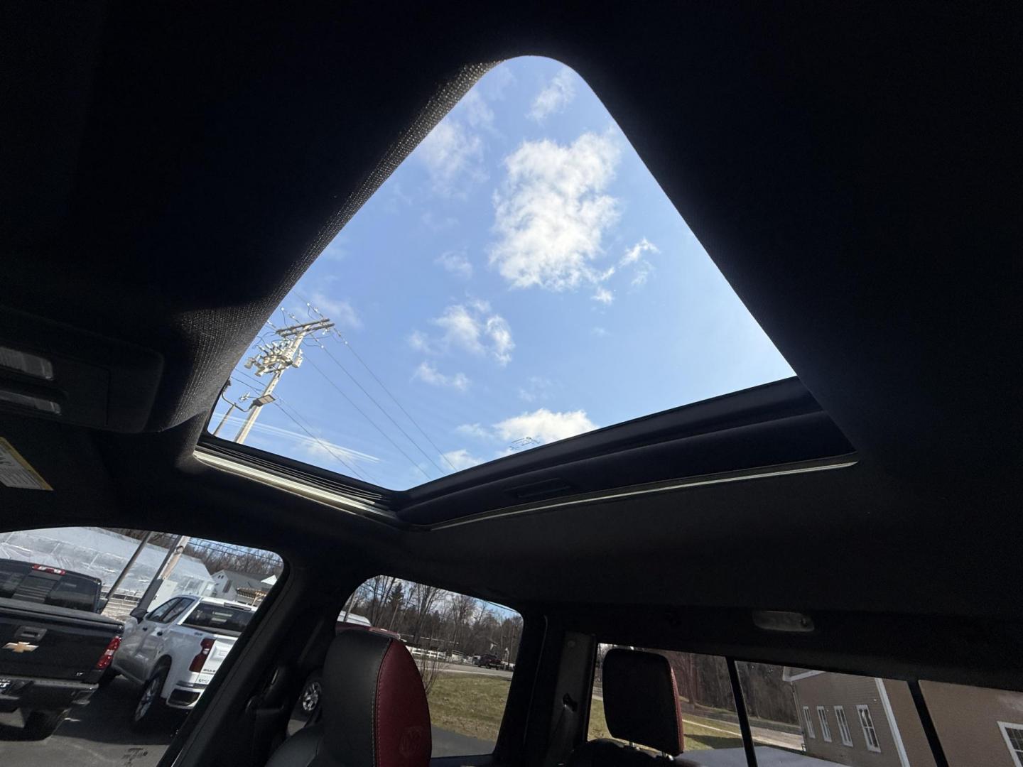 2016 White /Black RAM 1500 Rebel Crew Cab SWB 4WD (1C6RR7YT8GS) with an 5.7L V8 OHV 16V engine, Automatic transmission, located at 11115 Chardon Rd. , Chardon, OH, 44024, (440) 214-9705, 41.580246, -81.241943 - 2016 Ram 1500 Rebel Crew Cab 4WD – Aggressive Off-Road Beast with HEMI Muscle and Loaded Premium Upgrades! This 2016 Ram 1500 Rebel Crew Cab 4WD is the ultimate combination of factory off-road attitude and serious capability upgrades! Powered by the legendary 5.7L HEMI V8 engine paired with a smo - Photo#22