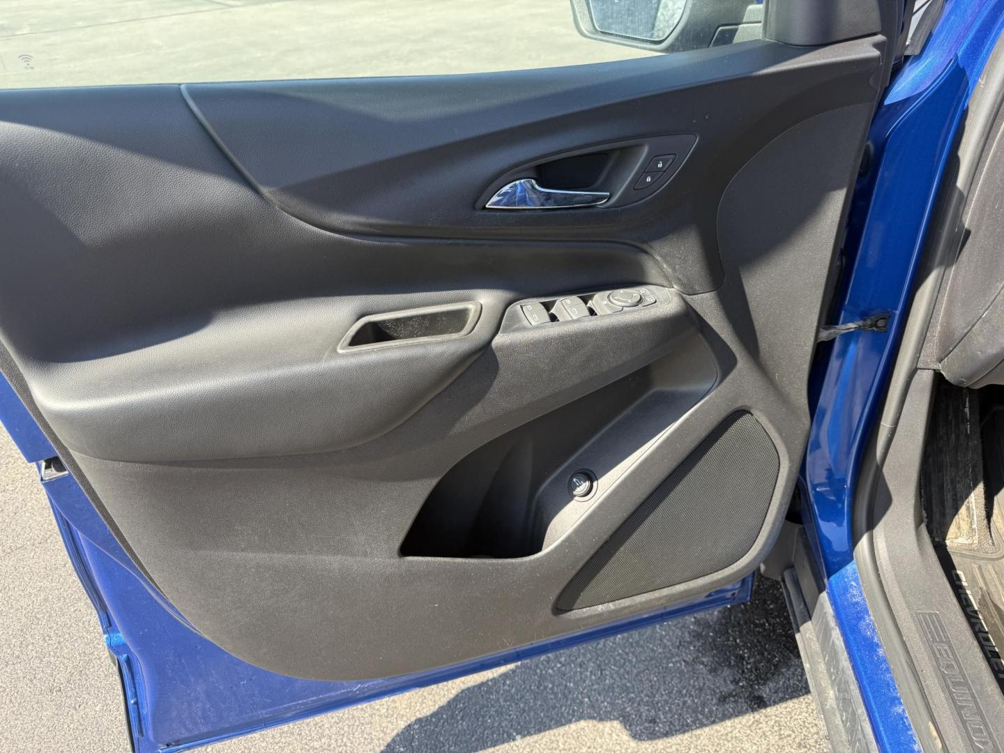 2019 Blue /Black Chevrolet Equinox LT AWD (3GNAXUEVXKS) with an 1.5L I4 DOHC 16V TURBO engine, Automatic transmission, located at 11115 Chardon Rd. , Chardon, OH, 44024, (440) 214-9705, 41.580246, -81.241943 - 2019 Chevrolet Equinox LT AWD – Efficient Turbo Crossover Loaded with Comfort, Safety, and All-Weather Confidence! This sharp 2019 Chevrolet Equinox LT AWD is the perfect everyday SUV that delivers style, efficiency, and smart features without compromise! Powered by a responsive 1.5L Turbocharged - Photo#16