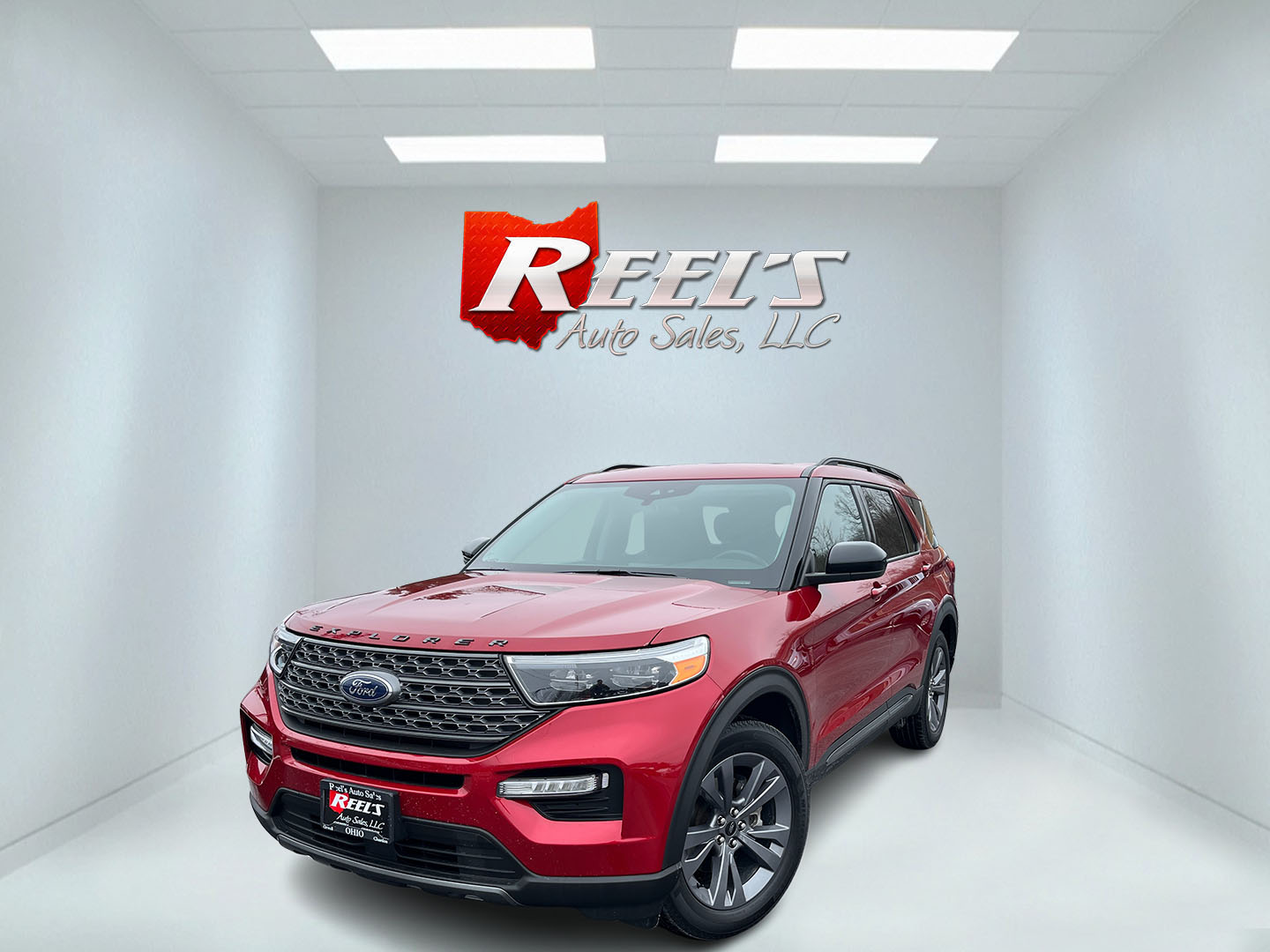 photo of 2023 Ford Explorer XLT AWD