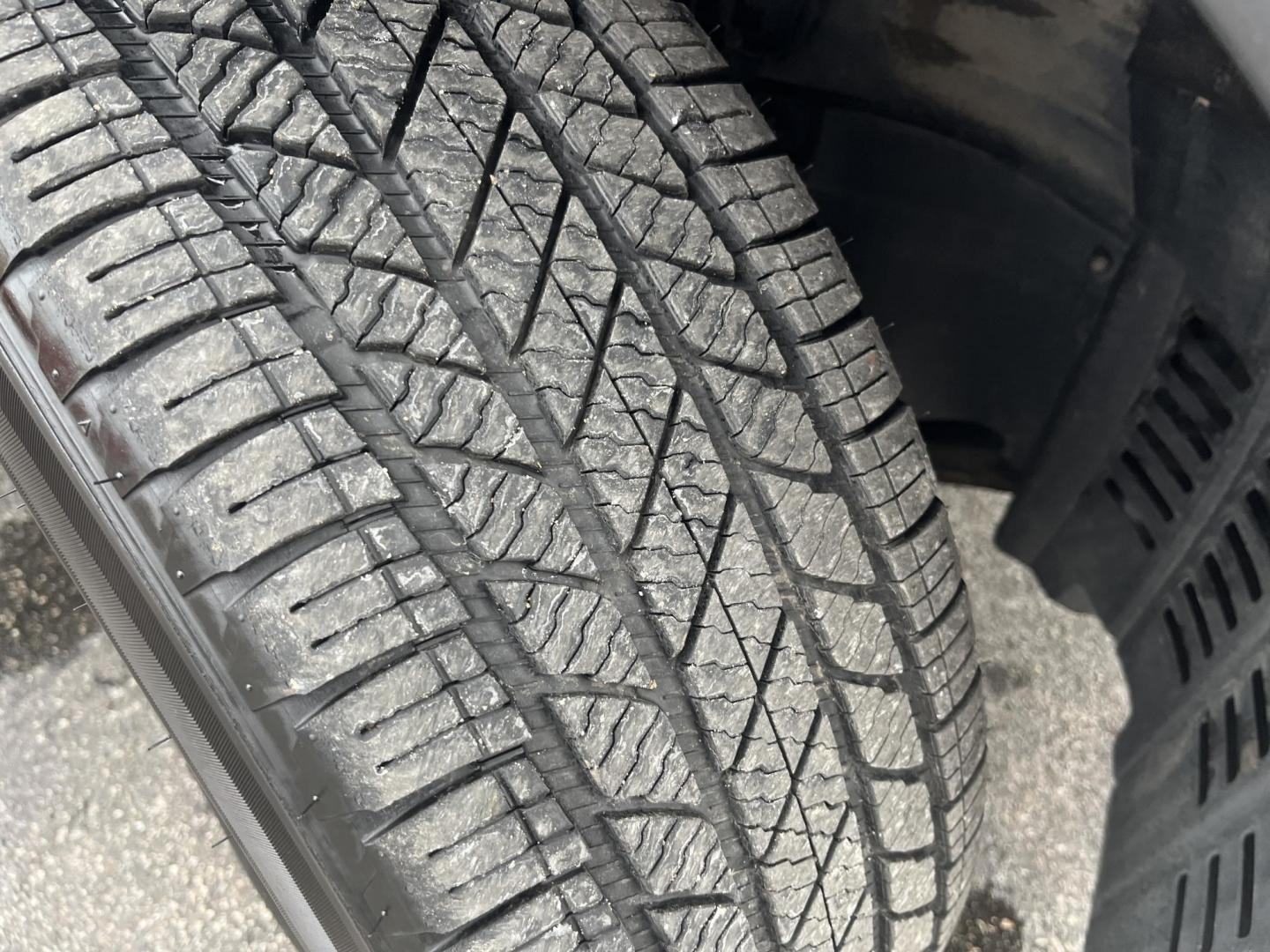 2019 Blue /Tan Lexus RX 350L Luxury AWD (JTJDZKCA1K2) with an 3.5L V6 DOHC 24V engine, Automatic transmission, located at 11115 Chardon Rd. , Chardon, OH, 44024, (440) 214-9705, 41.580246, -81.241943 - 2019 Lexus RX 350L AWD – Spacious 3-Row Luxury SUV with Premium Refinement, Safety, and All-Weather Confidence! This stunning 2019 Lexus RX 350L AWD is the ultimate upscale family hauler that combines legendary Lexus reliability, room for seven, and every premium feature you could want! Powered b - Photo#3