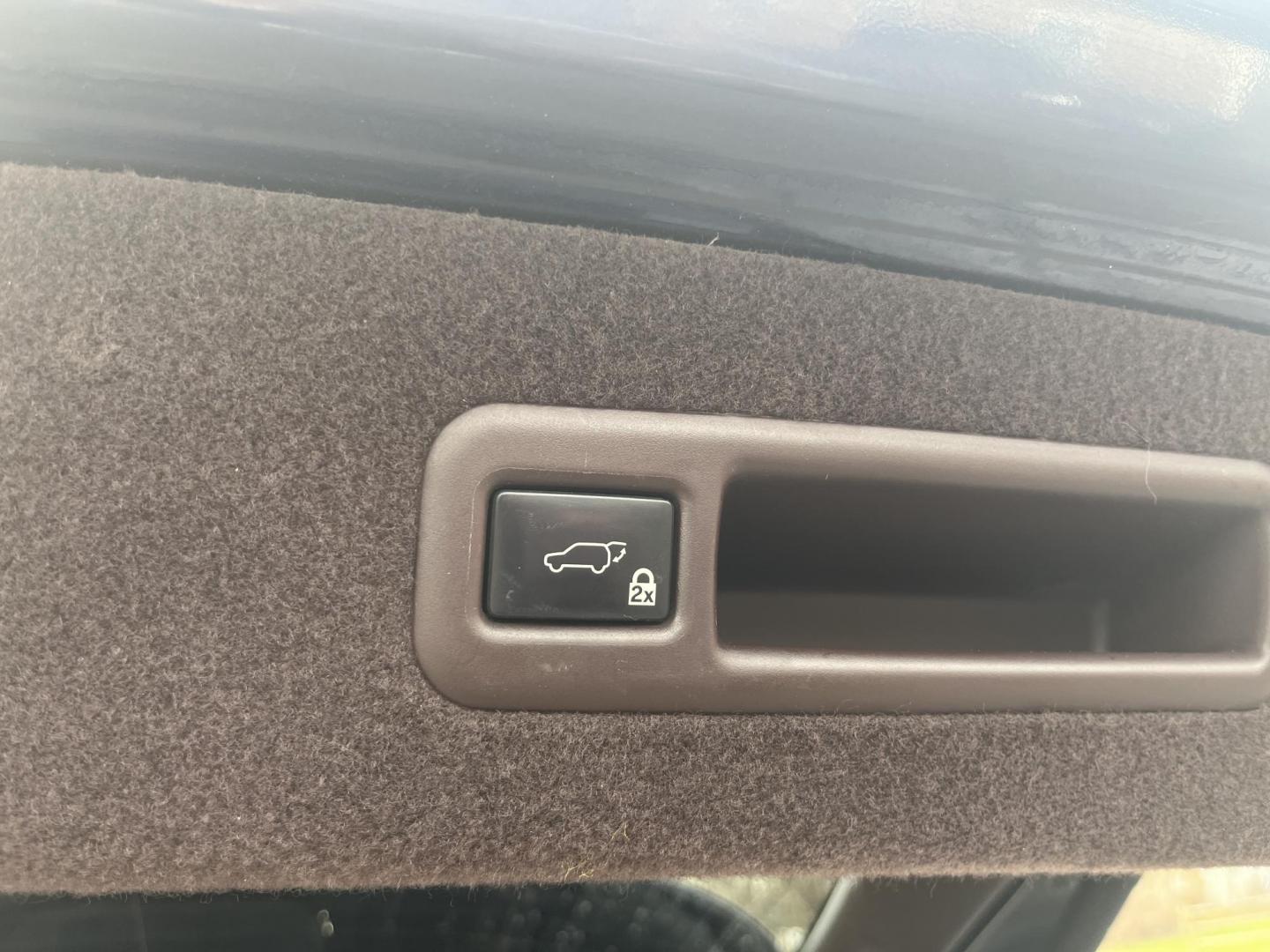 2019 Blue /Tan Lexus RX 350L Luxury AWD (JTJDZKCA1K2) with an 3.5L V6 DOHC 24V engine, Automatic transmission, located at 11115 Chardon Rd. , Chardon, OH, 44024, (440) 214-9705, 41.580246, -81.241943 - 2019 Lexus RX 350L AWD – Spacious 3-Row Luxury SUV with Premium Refinement, Safety, and All-Weather Confidence! This stunning 2019 Lexus RX 350L AWD is the ultimate upscale family hauler that combines legendary Lexus reliability, room for seven, and every premium feature you could want! Powered b - Photo#15