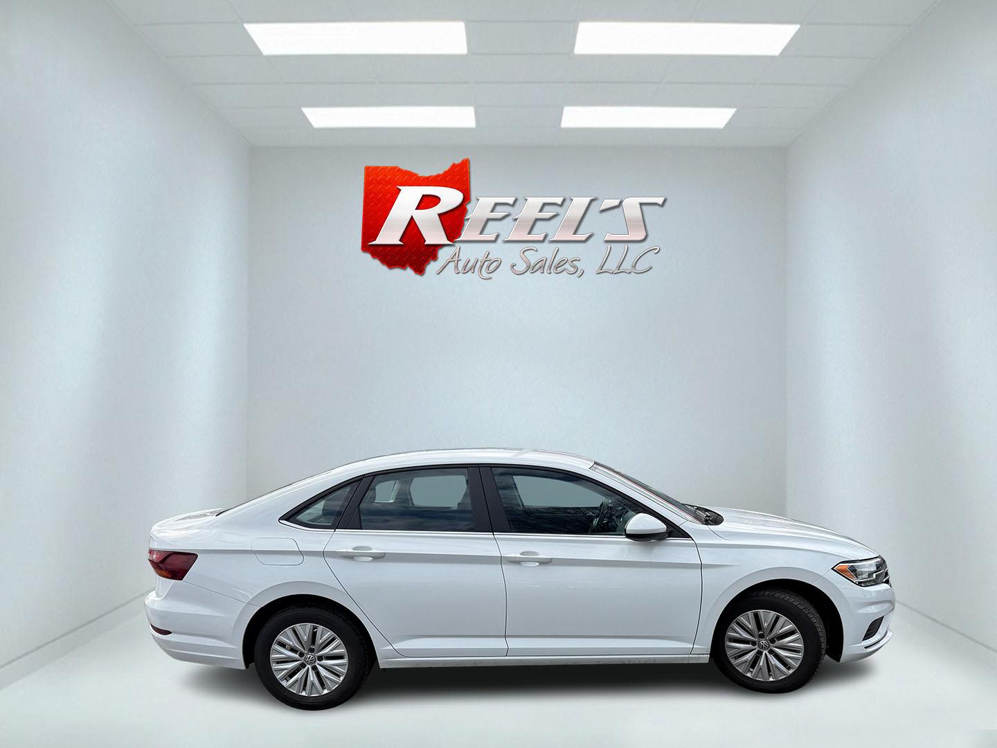 2019 White /Black Volkswagen Jetta 1.4T S 8A (3VWC57BU4KM) with an 1.4L I4 DOHC 20V Turbo engine, Automatic transmission, located at 547 E. Main St., Orwell, OH, 44076, (440) 437-5893, 41.535435, -80.847855 - 2019 Volkswagen Jetta S – Efficient Turbo Sedan with German Precision, Modern Tech, and Incredible Highway MPG! This sharp 2019 Volkswagen Jetta S brings that signature German engineering and attention to detail without the premium price tag! Powered by a responsive 1.4L I4 Turbocharged engine pa - Photo#23