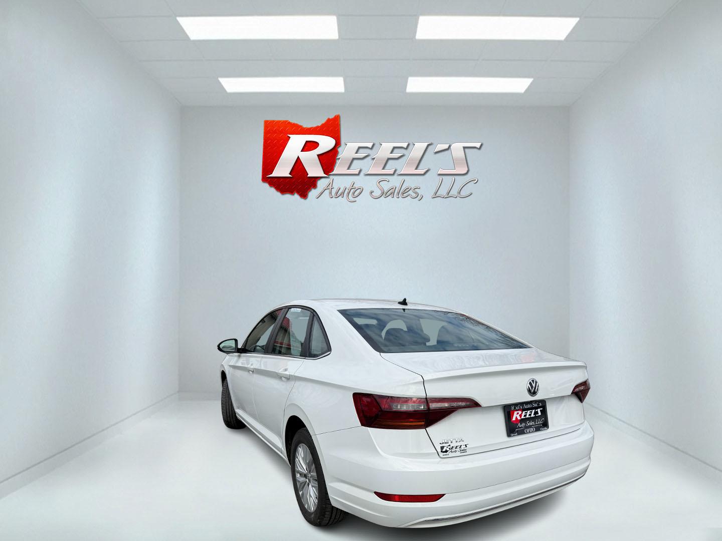 2019 White /Black Volkswagen Jetta 1.4T S 8A (3VWC57BU4KM) with an 1.4L I4 DOHC 20V Turbo engine, Automatic transmission, located at 547 E. Main St., Orwell, OH, 44076, (440) 437-5893, 41.535435, -80.847855 - 2019 Volkswagen Jetta S – Efficient Turbo Sedan with German Precision, Modern Tech, and Incredible Highway MPG! This sharp 2019 Volkswagen Jetta S brings that signature German engineering and attention to detail without the premium price tag! Powered by a responsive 1.4L I4 Turbocharged engine pa - Photo#27