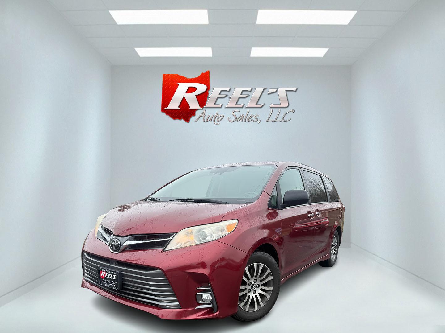 2018 Toyota Sienna XLE