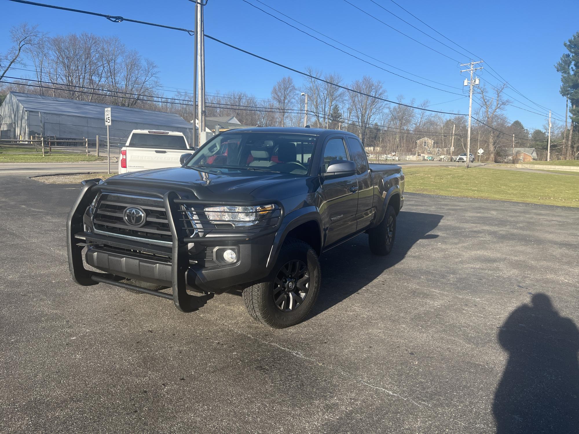photo of 2021 Toyota Tacoma SR5 Access Cab V6 6AT 4WD