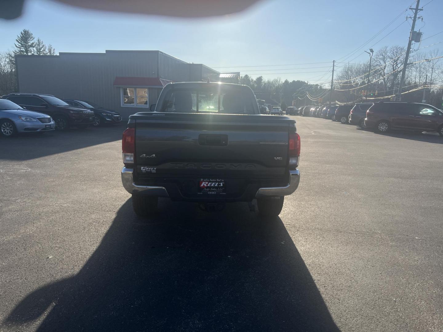 2021 Gray /Black Toyota Tacoma SR5 Access Cab V6 6AT 4WD (3TYSZ5AN8MT) with an 3.5L V6 DOHC 24V engine, Automatic transmission, located at 11115 Chardon Rd. , Chardon, OH, 44024, (440) 214-9705, 41.580246, -81.241943 - 2021 Toyota Tacoma SR5 Access Cab 4WD – Rugged, Reliable, and Loaded with Modern Safety & Tech! This 2021 Toyota Tacoma SR5 Access Cab 4WD is the perfect midsize truck that combines legendary Toyota toughness with modern features and real off-road capability! Powered by the strong 3.5L D-4S V6 en - Photo#8