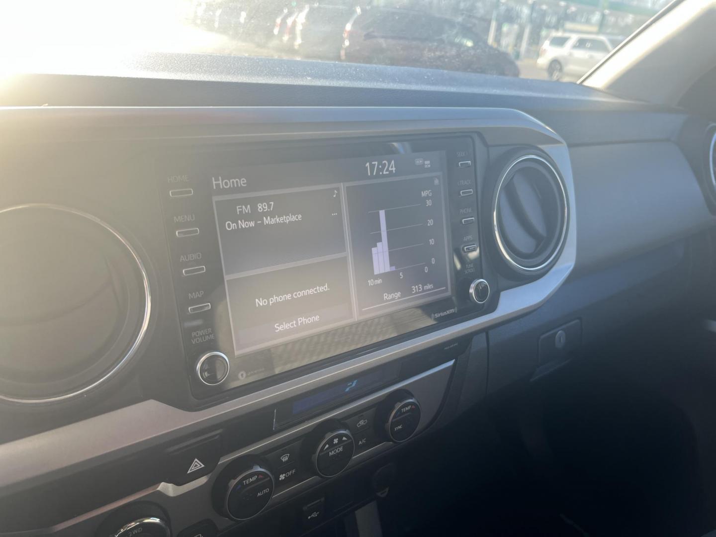 2021 Gray /Black Toyota Tacoma SR5 Access Cab V6 6AT 4WD (3TYSZ5AN8MT) with an 3.5L V6 DOHC 24V engine, Automatic transmission, located at 11115 Chardon Rd. , Chardon, OH, 44024, (440) 214-9705, 41.580246, -81.241943 - 2021 Toyota Tacoma SR5 Access Cab 4WD – Rugged, Reliable, and Loaded with Modern Safety & Tech! This 2021 Toyota Tacoma SR5 Access Cab 4WD is the perfect midsize truck that combines legendary Toyota toughness with modern features and real off-road capability! Powered by the strong 3.5L D-4S V6 en - Photo#23