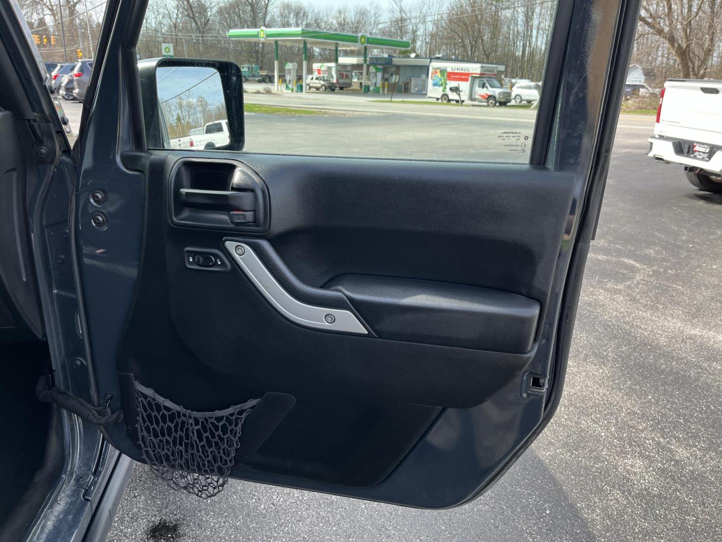 2017 Gray /Black Jeep Wrangler Unlimited Rubicon 4WD (1C4BJWFG8HL) with an 3.6L V6 DOHC 24V engine, Automatic transmission, located at 11115 Chardon Rd. , Chardon, OH, 44024, (440) 214-9705, 41.580246, -81.241943 - 2017 Jeep Wrangler Unlimited Rubicon – Trail-Conquering Beast with Full Rubicon Upgrades and Premium Features! This 2017 Jeep Wrangler Unlimited Rubicon is the ultimate off-road icon — highly capable, fun to drive, and loaded with factory Rubicon equipment! Powered by the reliable 3.6L Pentasta - Photo#28