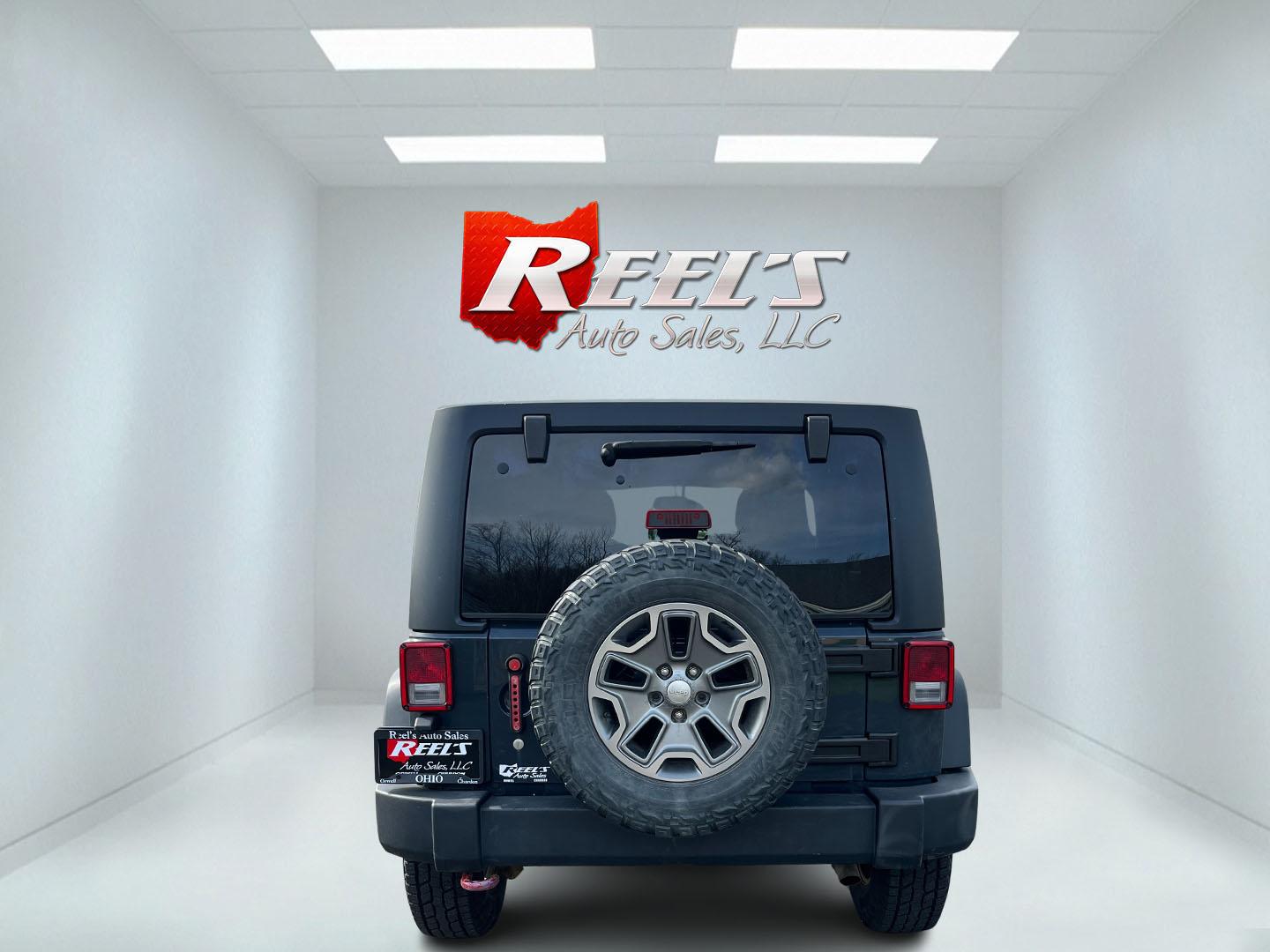 2017 Gray /Black Jeep Wrangler Unlimited Rubicon 4WD (1C4BJWFG8HL) with an 3.6L V6 DOHC 24V engine, Automatic transmission, located at 11115 Chardon Rd. , Chardon, OH, 44024, (440) 214-9705, 41.580246, -81.241943 - 2017 Jeep Wrangler Unlimited Rubicon – Trail-Conquering Beast with Full Rubicon Upgrades and Premium Features! This 2017 Jeep Wrangler Unlimited Rubicon is the ultimate off-road icon — highly capable, fun to drive, and loaded with factory Rubicon equipment! Powered by the reliable 3.6L Pentasta - Photo#8