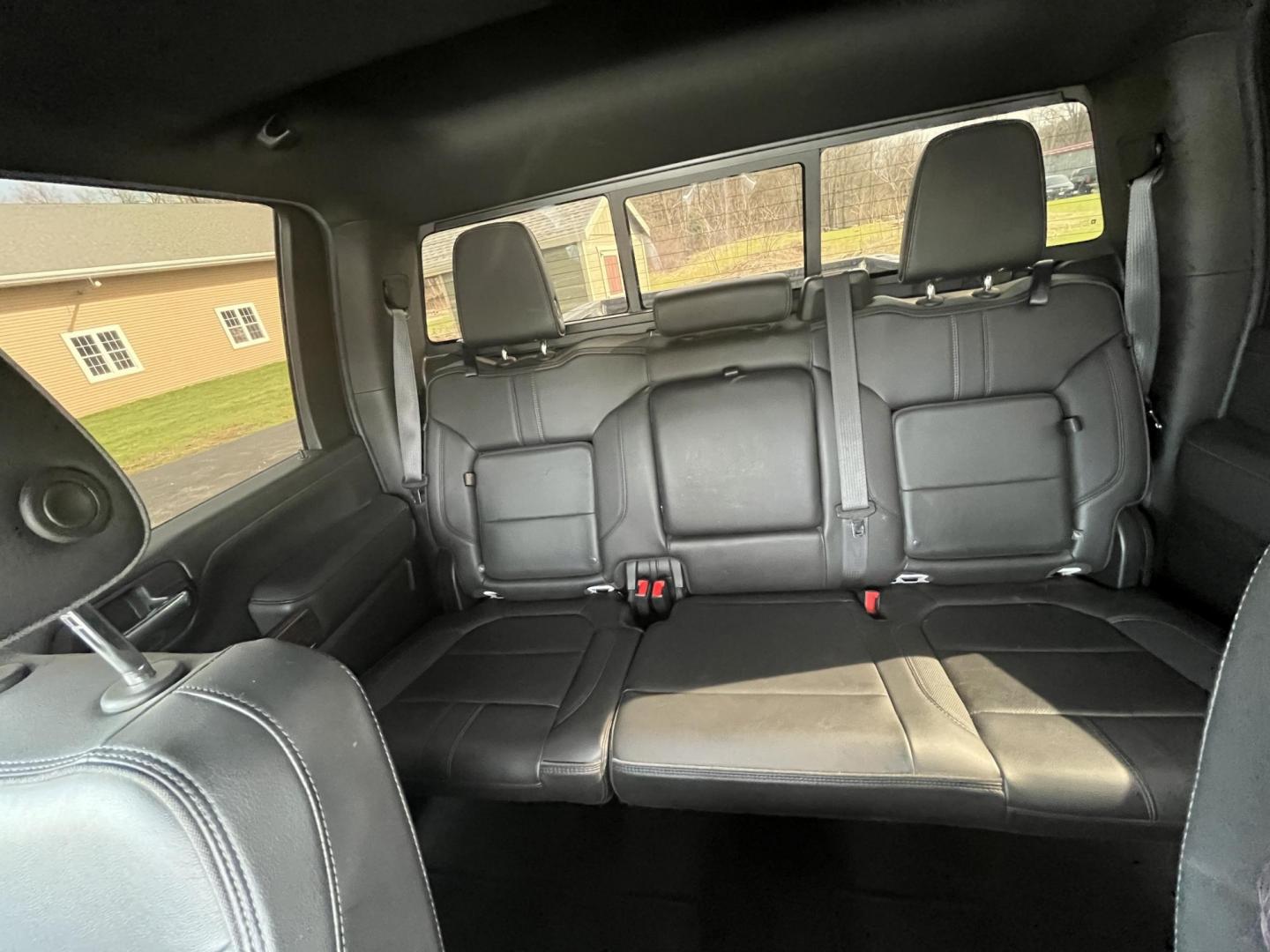 2021 White /Black Chevrolet Silverado 2500HD High Country Crew Cab Short Box 4WD (1GC4YREY0MF) with an 6.6L V8 OHV 16V DIESEL engine, Automatic transmission, located at 547 E. Main St., Orwell, OH, 44076, (440) 437-5893, 41.535435, -80.847855 - 2021 Chevrolet Silverado 2500 High Country Crew Cab 4WD – Loaded Luxury Duramax Beast with Massive Towing Power! This 2021 Chevrolet Silverado 2500 High Country Crew Cab 4WD is the ultimate top-of-the-line heavy-duty truck – premium luxury meets serious capability! Powered by the legendary 6.6L - Photo#29