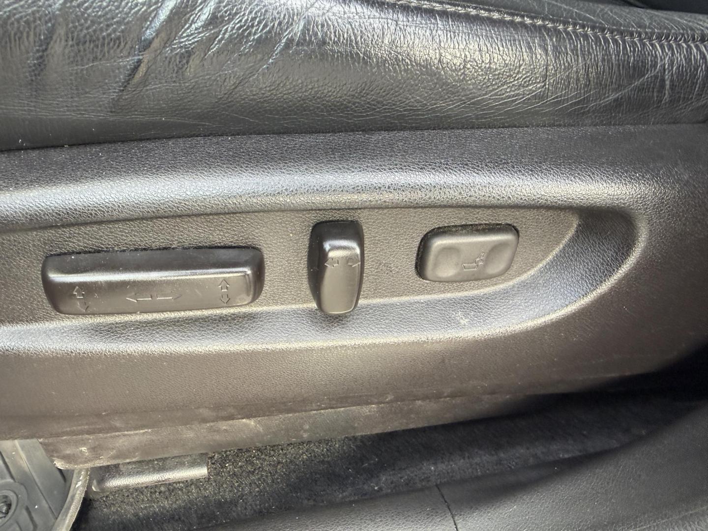 2016 Gray /Black Acura MDX SH-AWD 9-Spd AT w/Tech and Entertainment Package (5FRYD4H66GB) with an 3.5L V6 SOHC 24V engine, Automatic transmission, located at 547 E. Main St., Orwell, OH, 44076, (440) 437-5893, 41.535435, -80.847855 - 2016 Acura MDX SH-AWD with Technology & Rear Entertainment Packages – Luxury 3-Row SUV Loaded with Performance, Comfort, and Family Features! This stunning 2016 Acura MDX SH-AWD is the ultimate upscale family hauler that combines refined power, advanced safety, and premium luxury! Powered by a sm - Photo#21