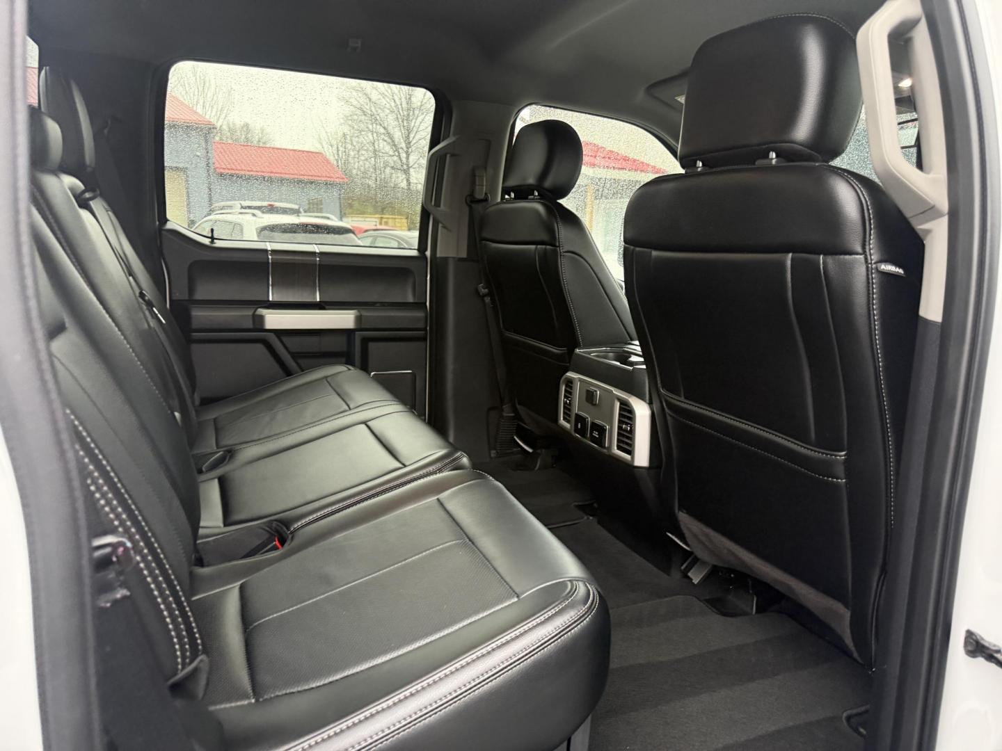 2020 White /Black Ford F-350 SD Lariat Crew Cab 4WD (1FT8W3B68LE) with an 6.2L V8 OHV 16V engine, Automatic transmission, located at 11115 Chardon Rd. , Chardon, OH, 44024, (440) 214-9705, 41.580246, -81.241943 - 2020 Ford F-350 Lariat Crew Cab 4WD – Loaded Heavy-Duty Luxury Truck with Massive Towing & FX4 Off-Road Capability! This 2020 Ford F-350 Lariat Crew Cab 4WD is a top-tier heavy-duty truck that combines premium luxury with serious work capability! Powered by the strong 6.2L V8 engine mated to a sm - Photo#42